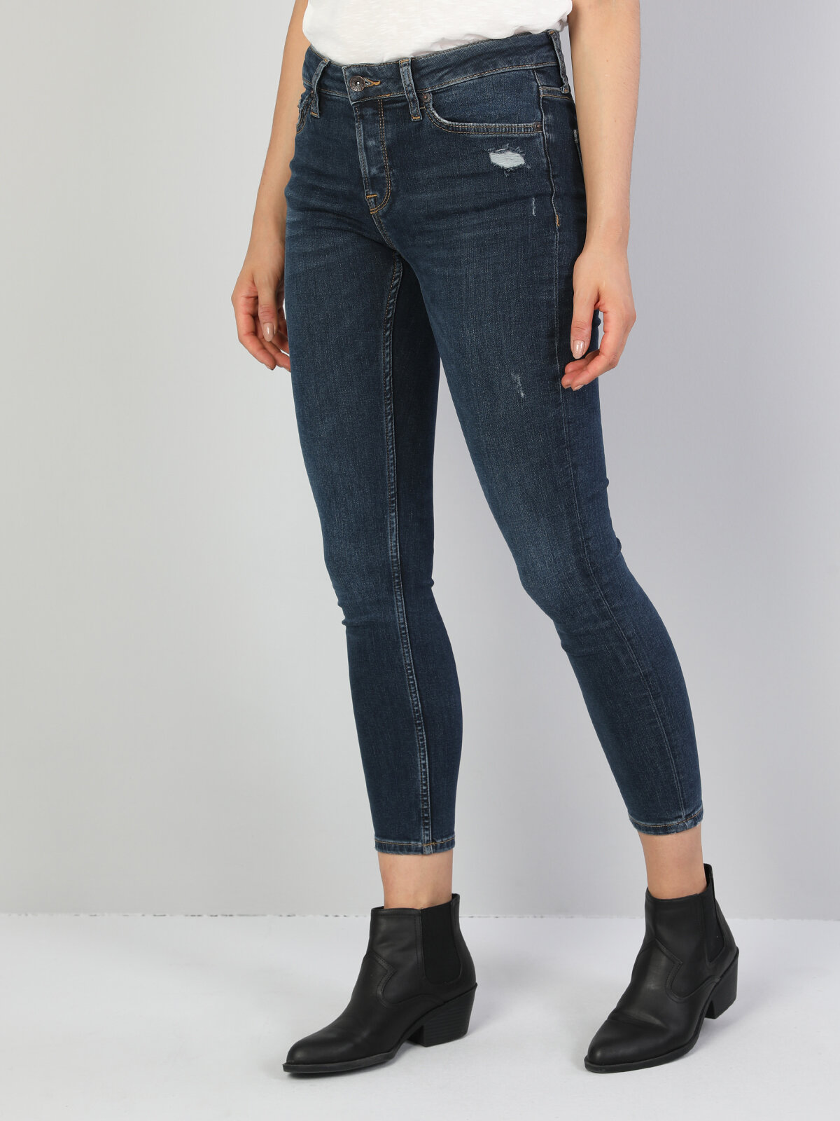 Colins 759 Lara Orta Bel Dar Paça Super Slim Fit Koyu Mavi Kadın Jean Pantolon. 2