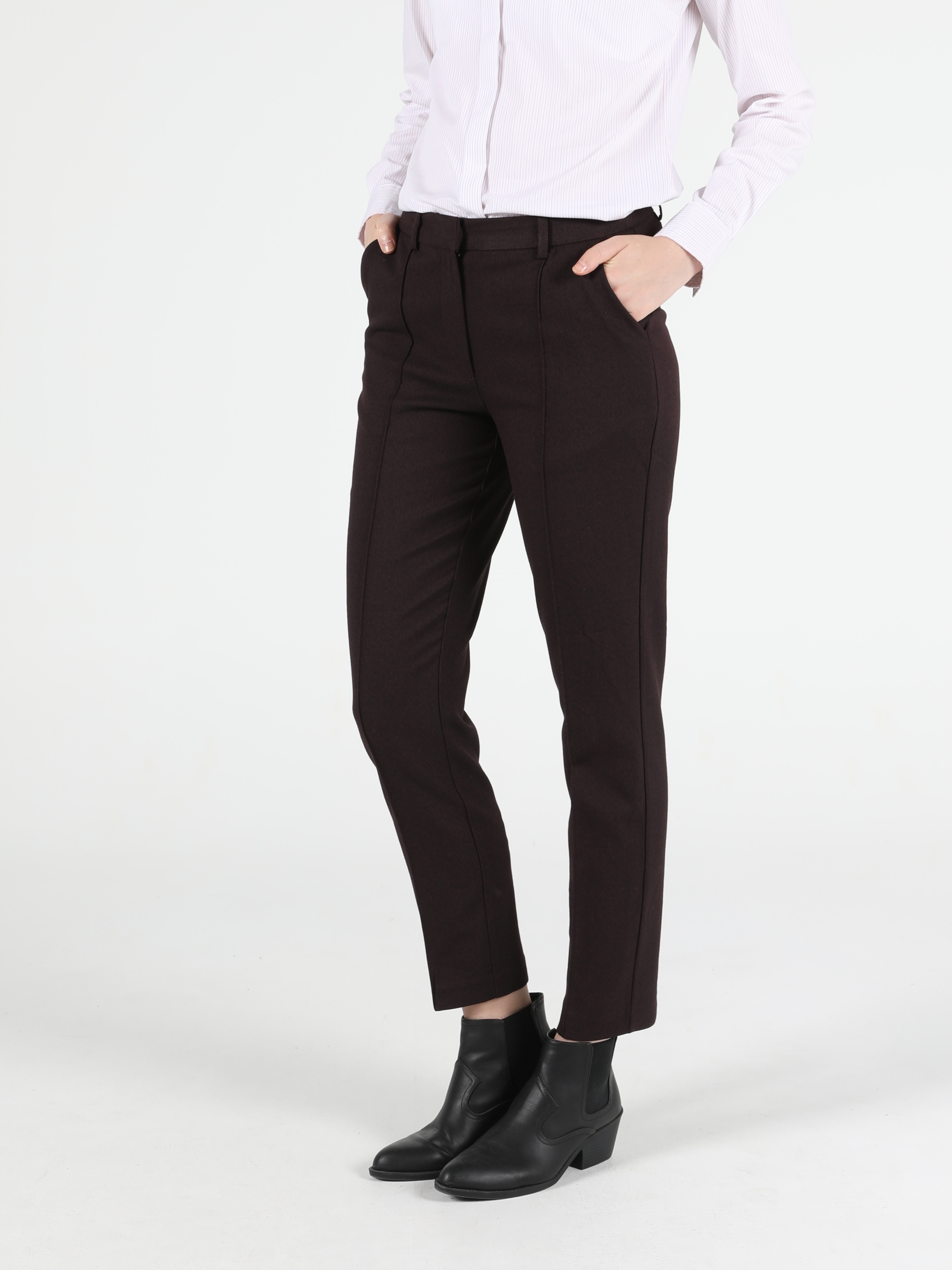Colins Slim Fit Orta Bel Düz Paça Kadın Bordo Pantolon. 1