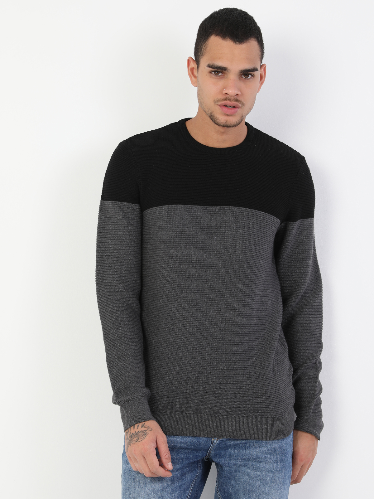 Colins Dark Gray Men Sweaters. 1