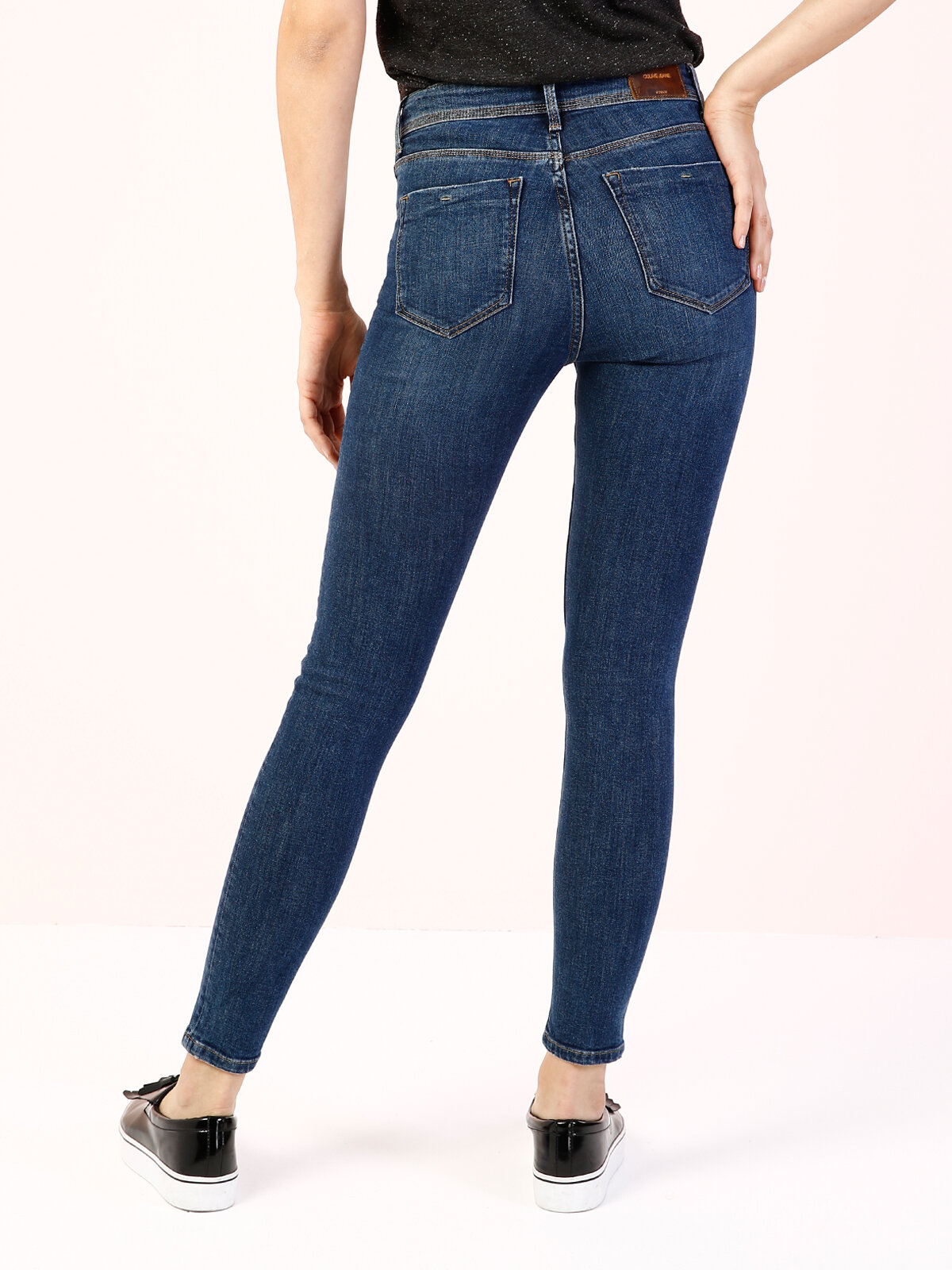 Super Slim Fit Yüksel Bel Dar Paça Kadın İndigo Jean Pantolon
