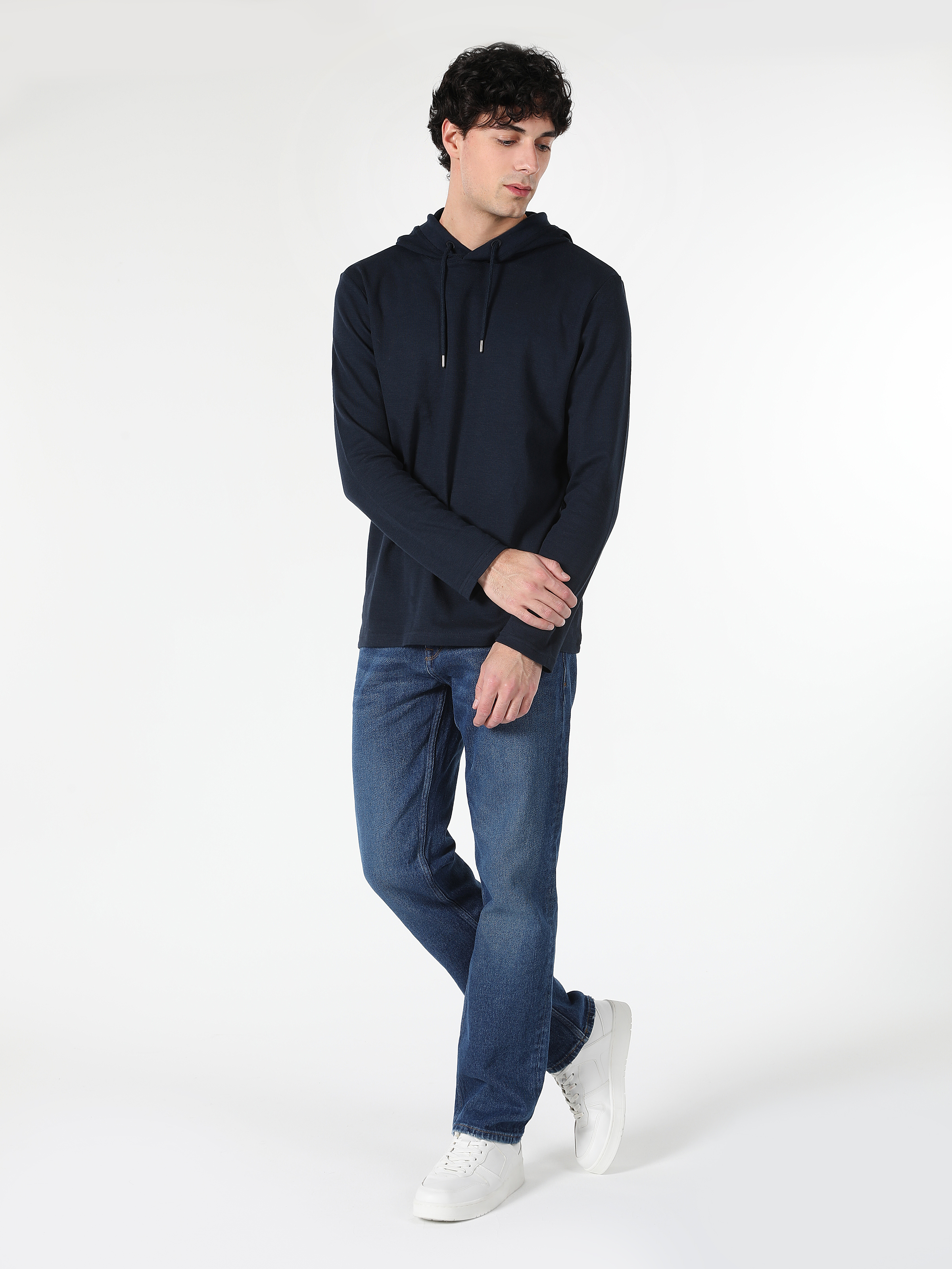 Regular Fit Kapüşonlu Düz Erkek Lacivert Uzun Kol Tişört