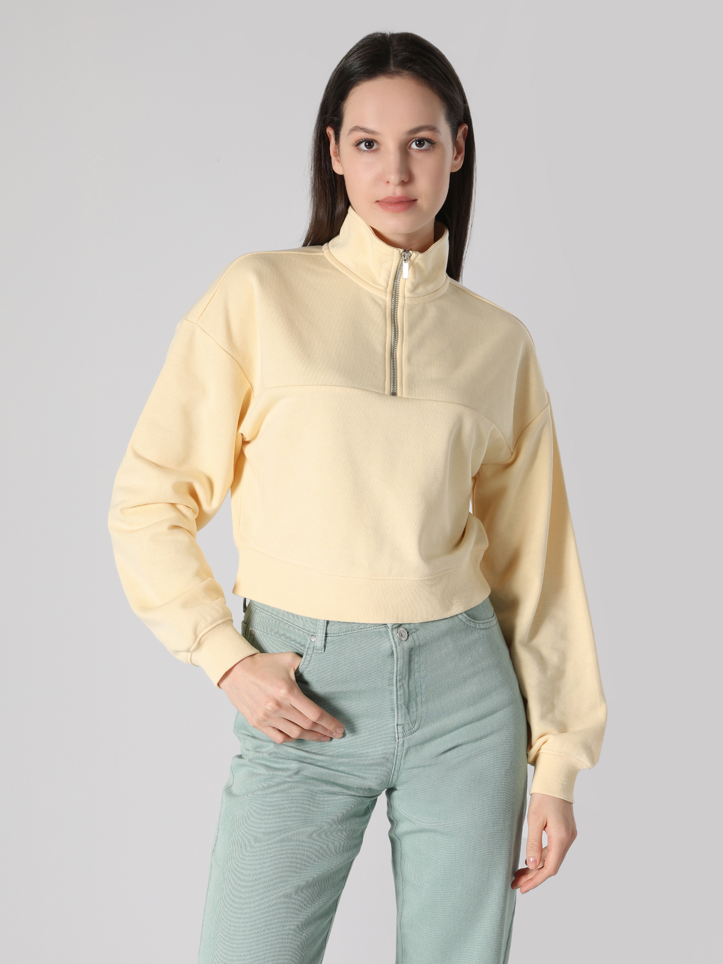 Regular Fit Fermuarlı Düz Kadın Sari Sweatshirt Cl1062590