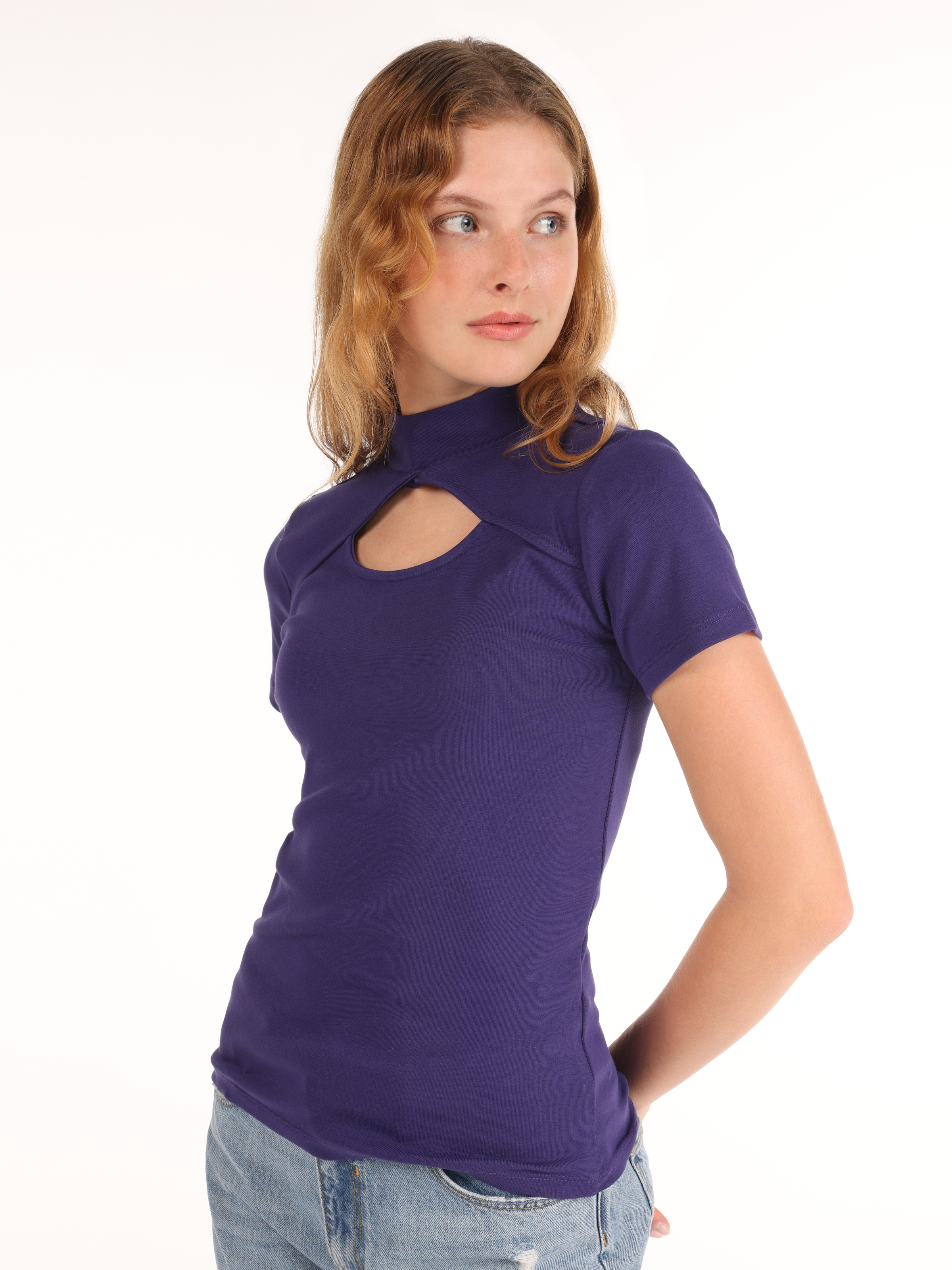 Slim Fit Yarım Balıkçı Yaka  Kadın Mor Kısa Kol Tişört