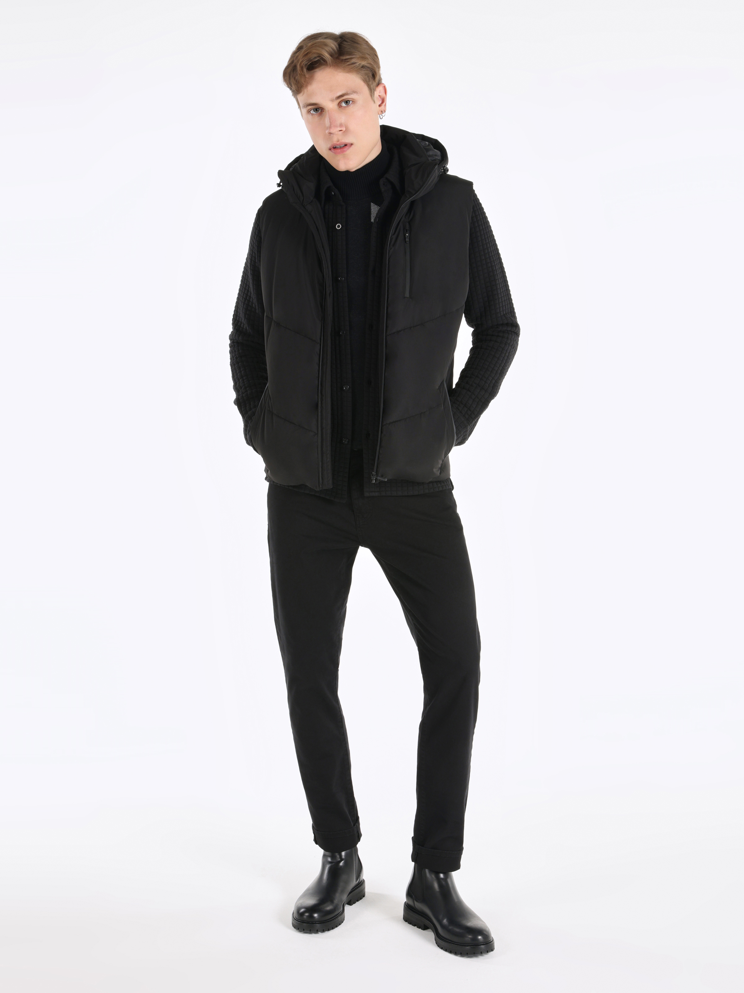 Slim Fit     Erkek Siyah Yelek