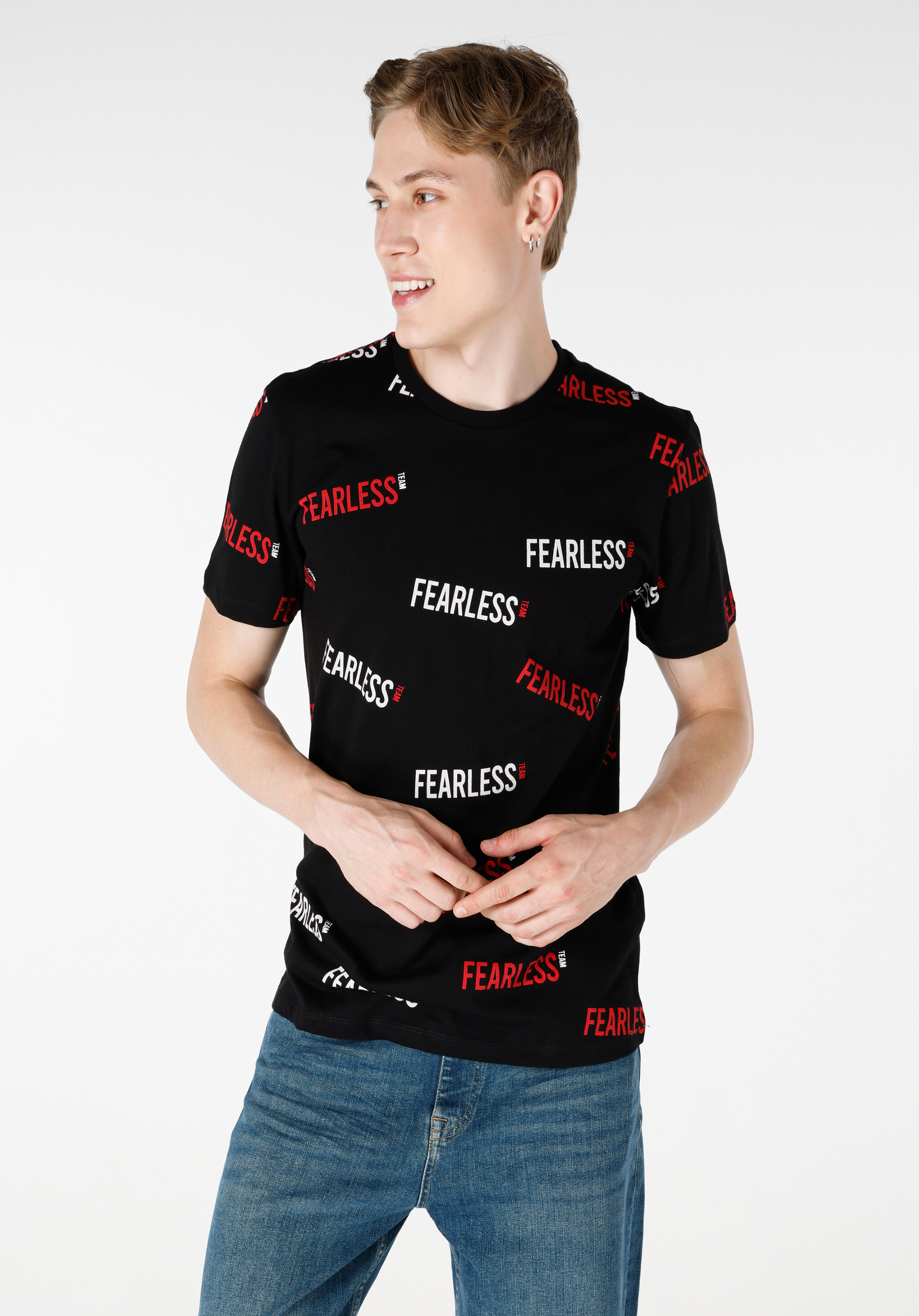 Regular Fit Yuvarlak Yaka  Erkek Siyah Kısa Kol Tişört