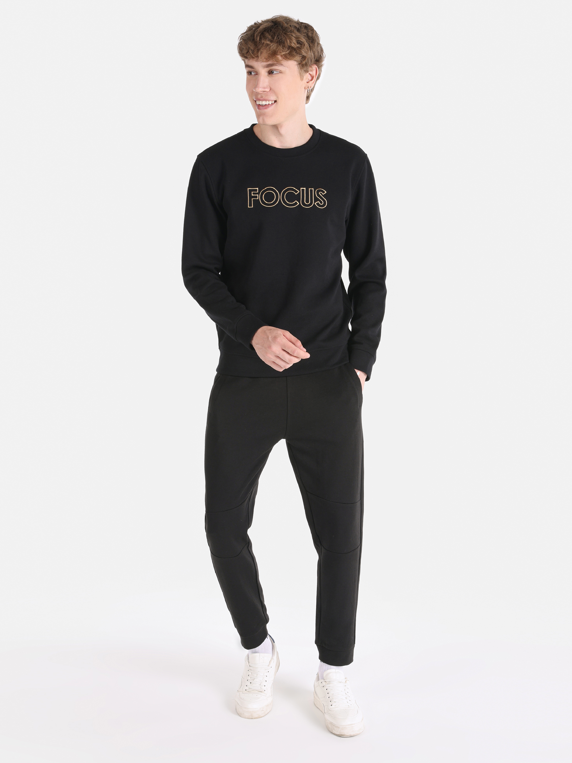 Regular Fit   Erkek Siyah Sweatshirt