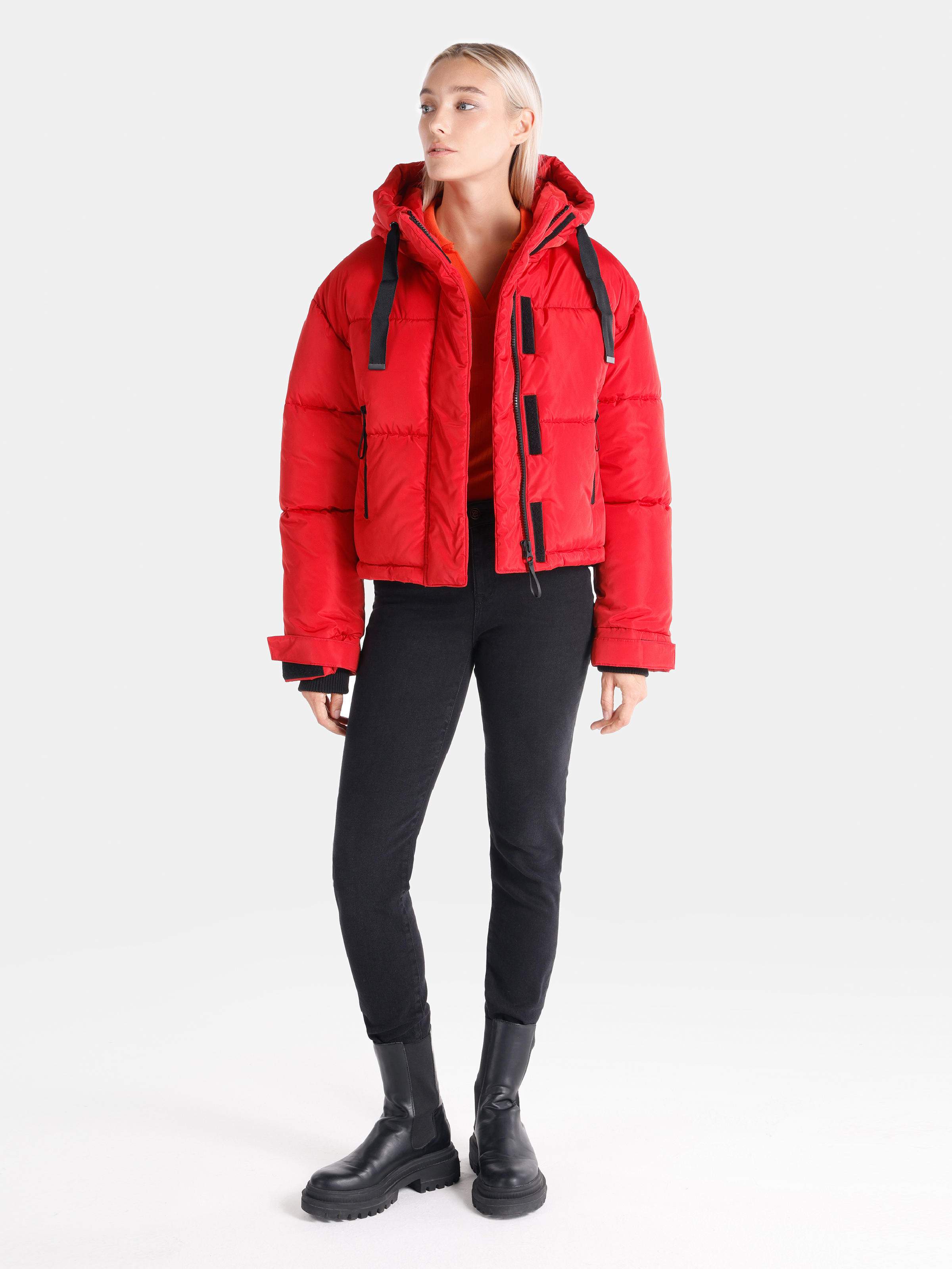 Regular Fit Kapüşonlu Fermuarlı Astarlı  Kadın Kirmizi Mont