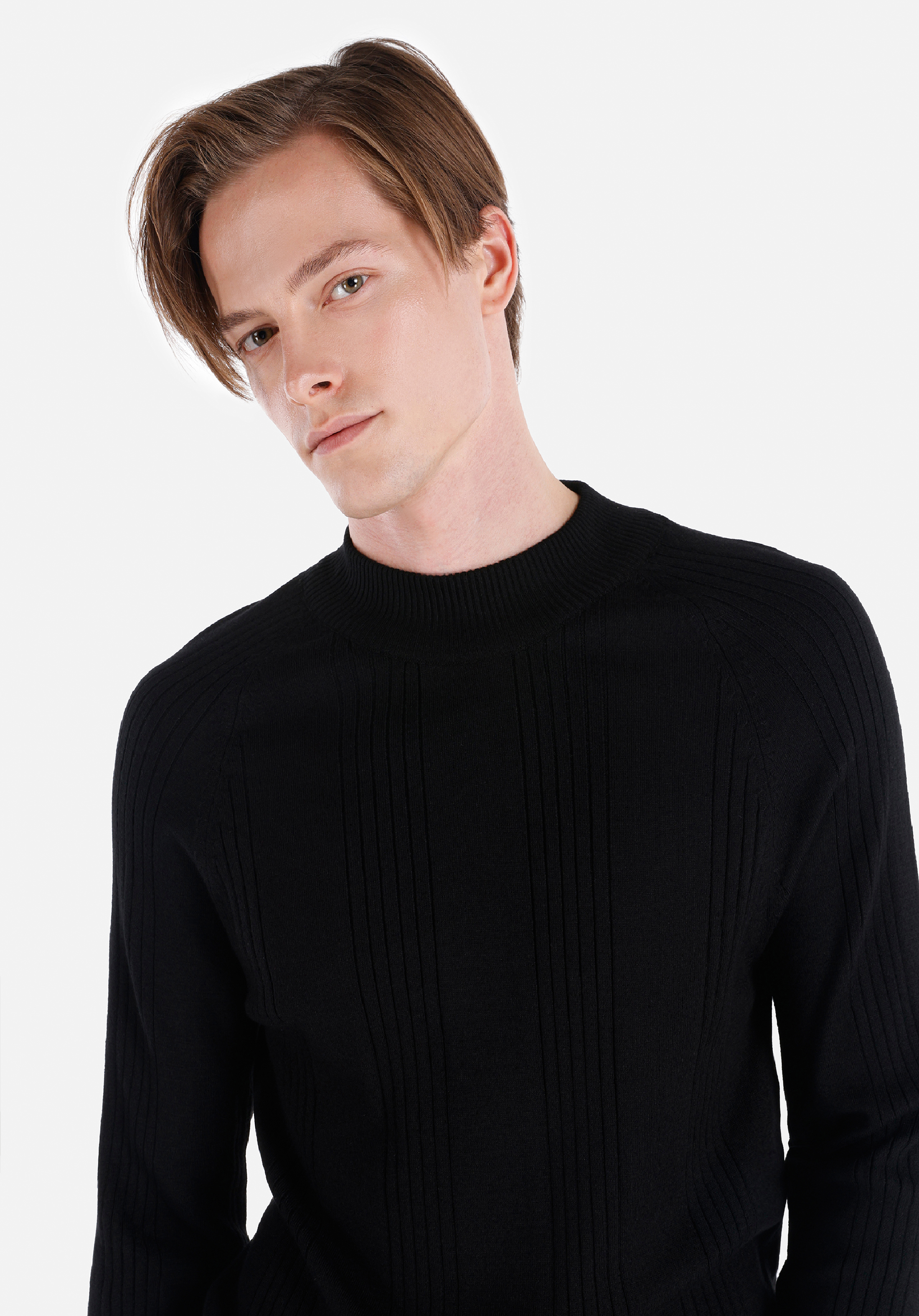 Slim Fit Yarım Balıkçı Yaka Düz Erkek Siyah Kazak