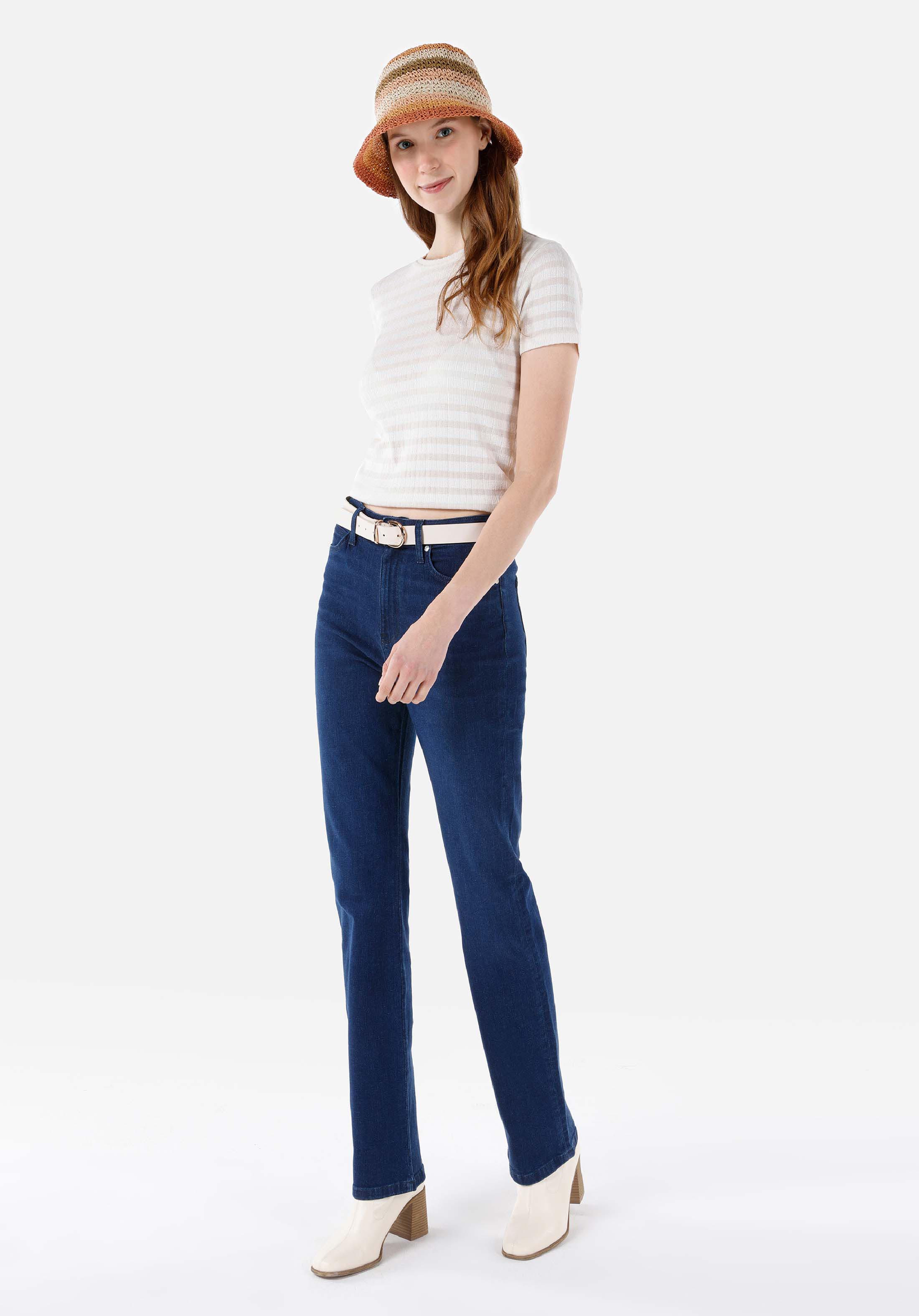 Slim Fit Yuvarlak Yaka  Kadın Ekru Kısa Kol Tişört