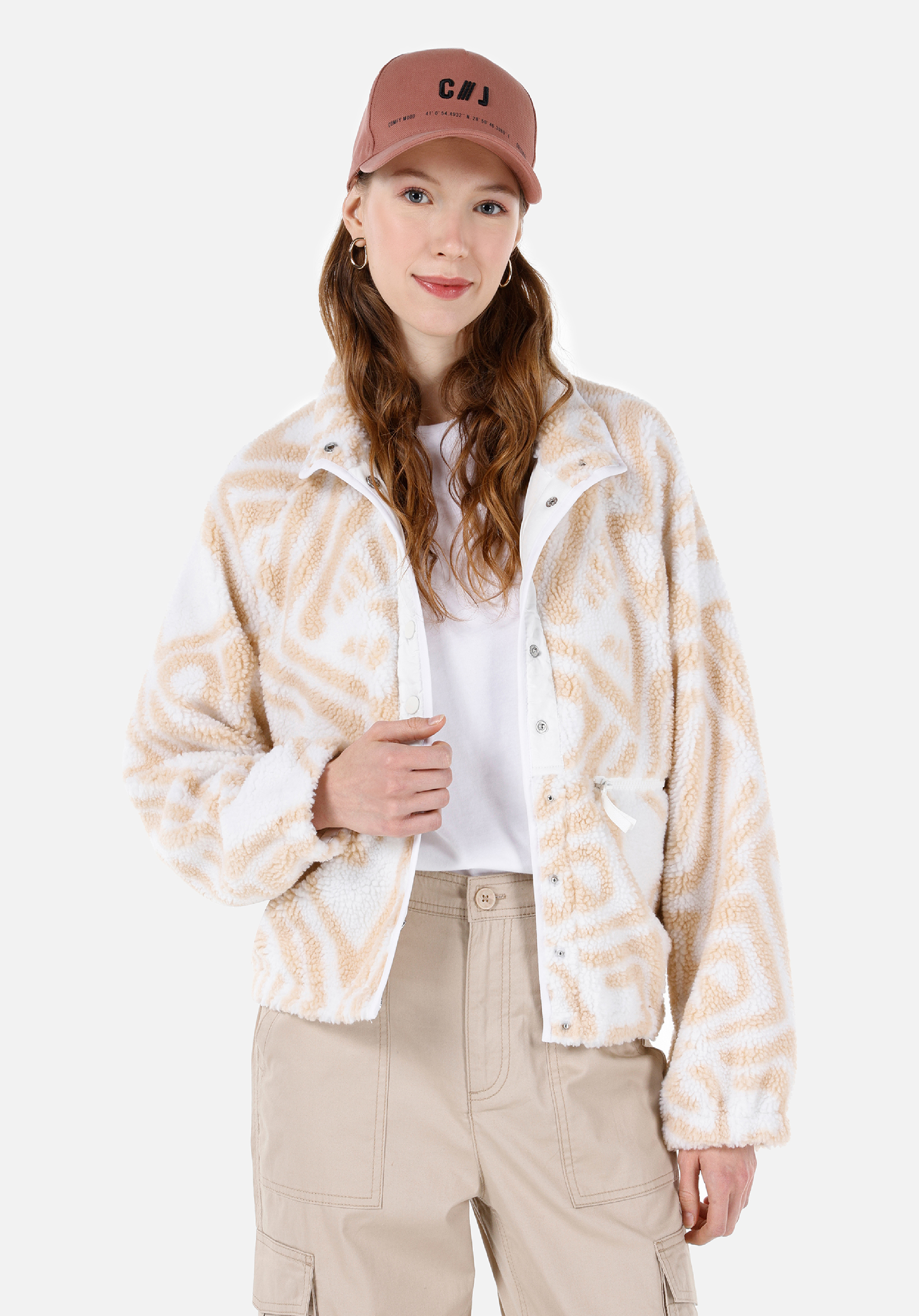 Regular Fit Dik Yaka Çıtçıtlı Astarlı  Kadın Bej Mont