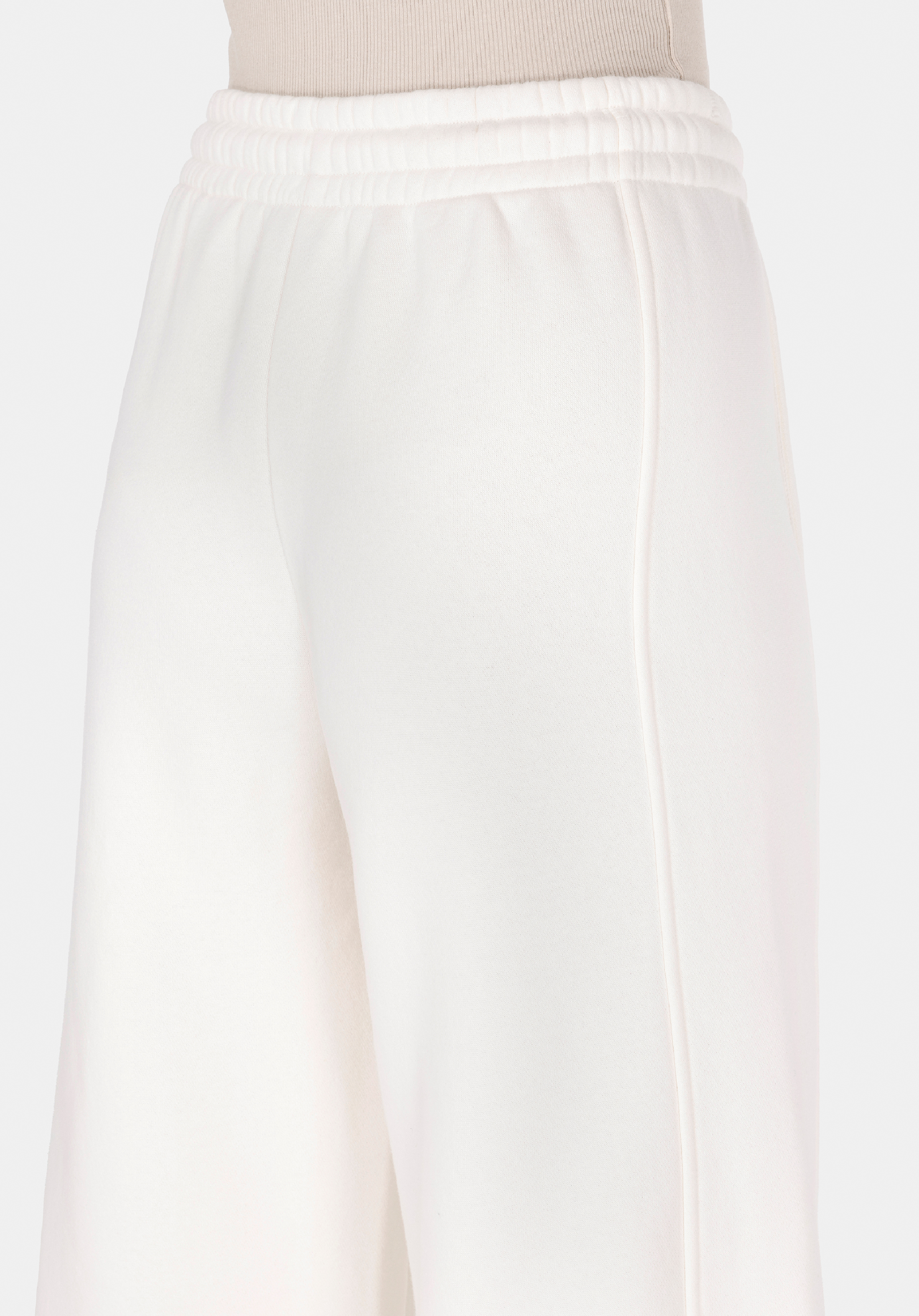 Regular Fit Orta Bel Nakışlı Kadın Beyaz Eşofman Altı