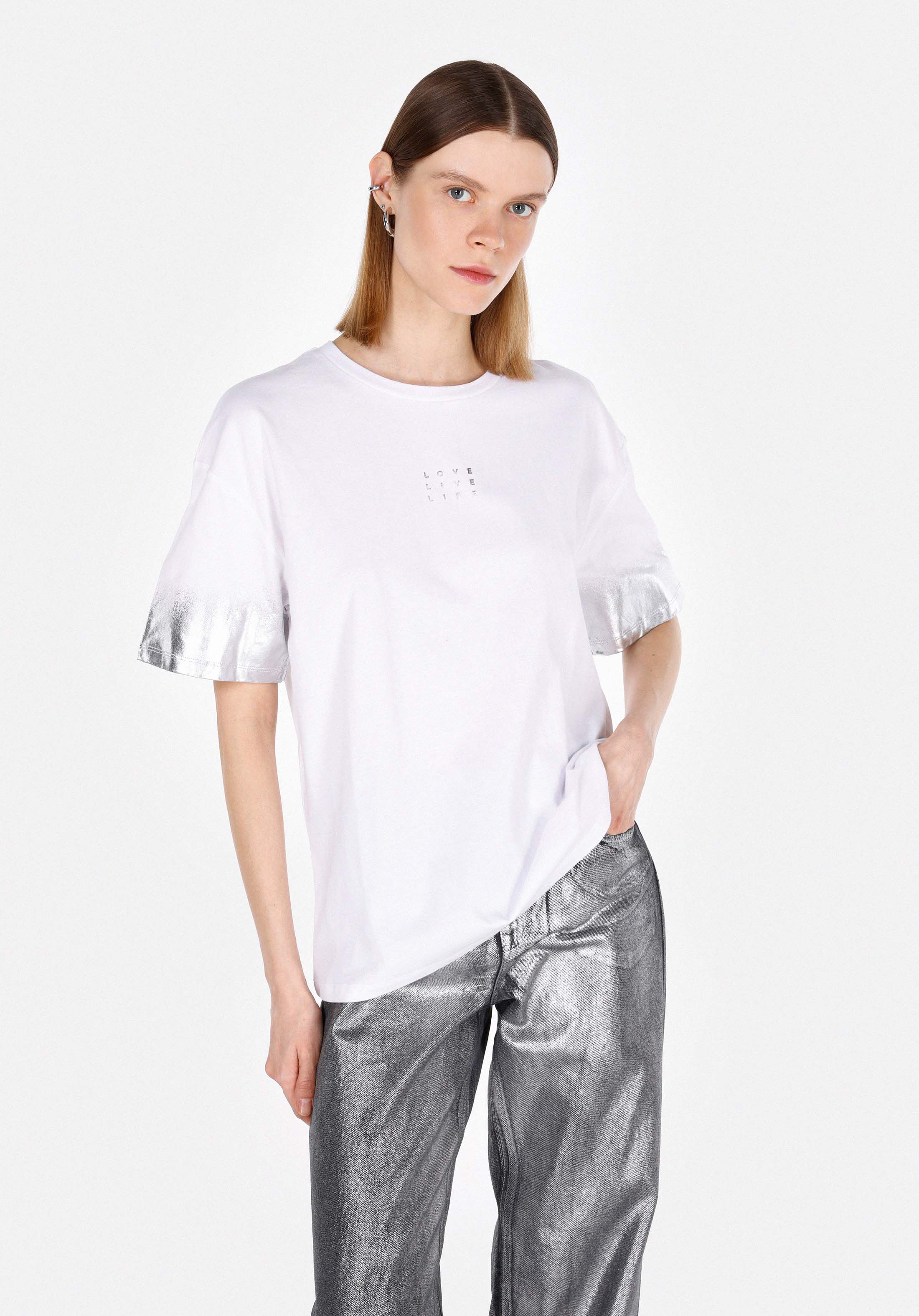 Comfort Fit Yuvarlak Yaka Baskılı Kadın Beyaz Kısa Kol Tişört