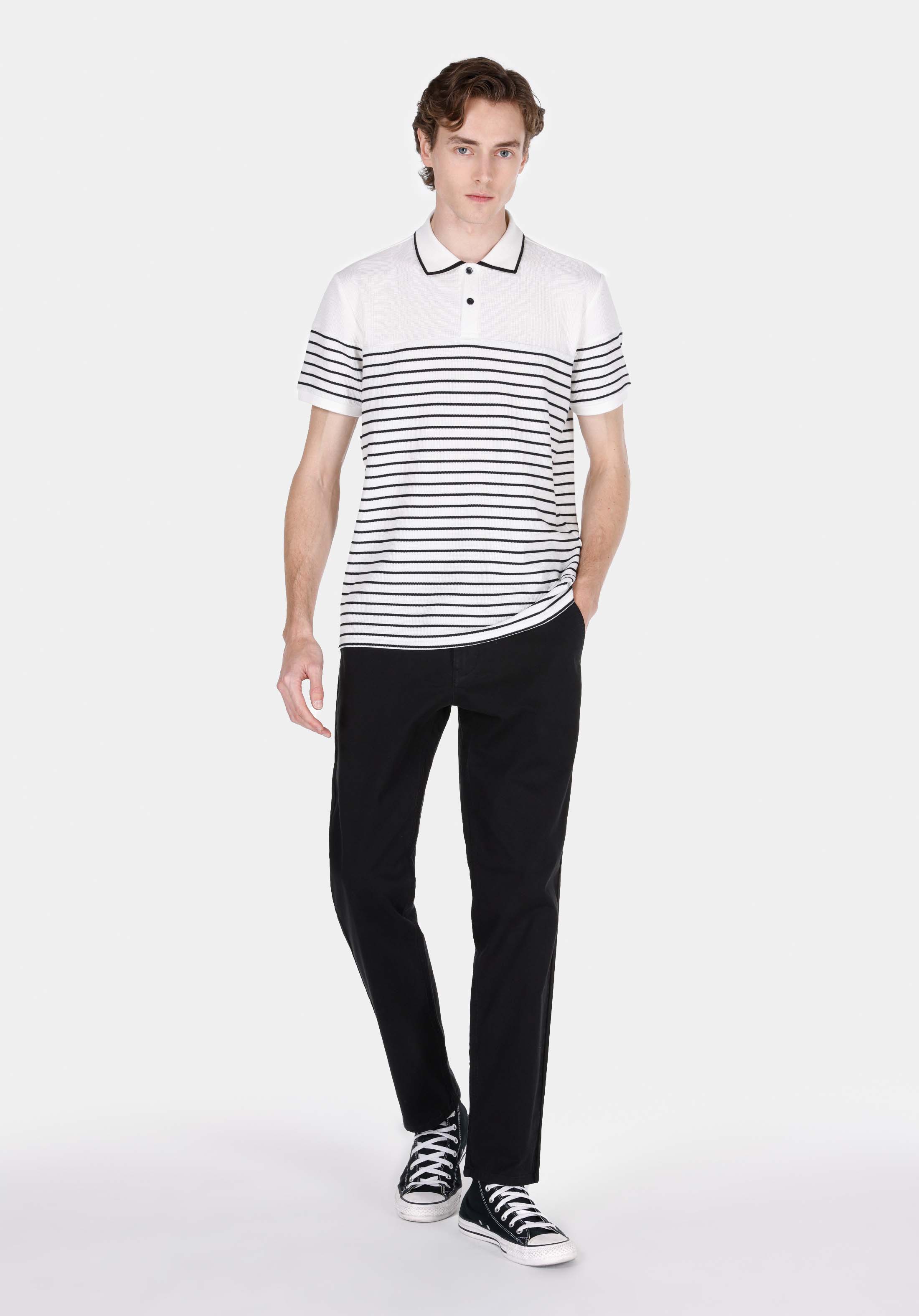 Regular Fit Polo Yaka Jakarlı Erkek Beyaz Kısa Kol Tişört