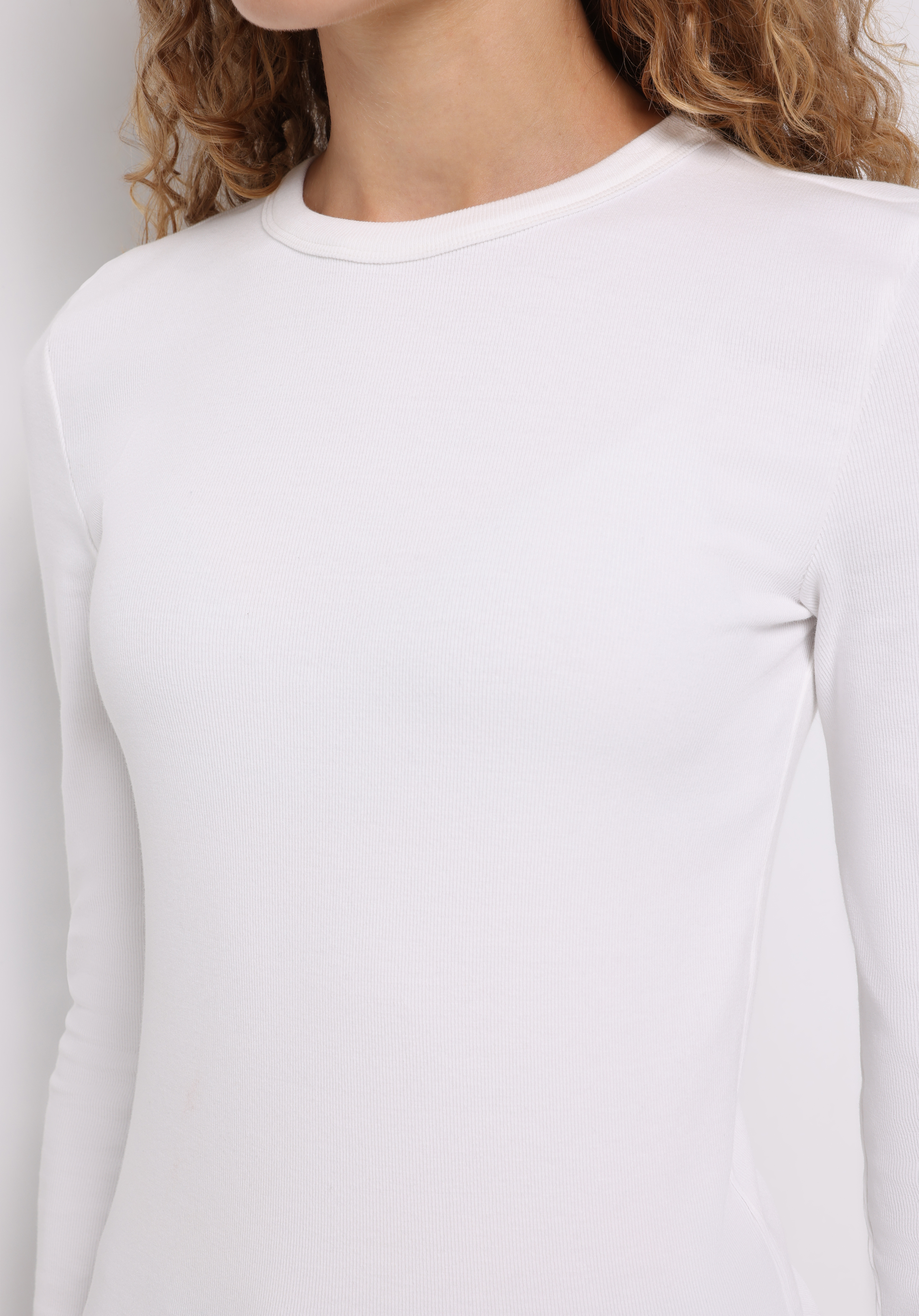 Slim Fit Yuvarlak Yaka Düz Kadın Beyaz Uzun Kol Tişört
