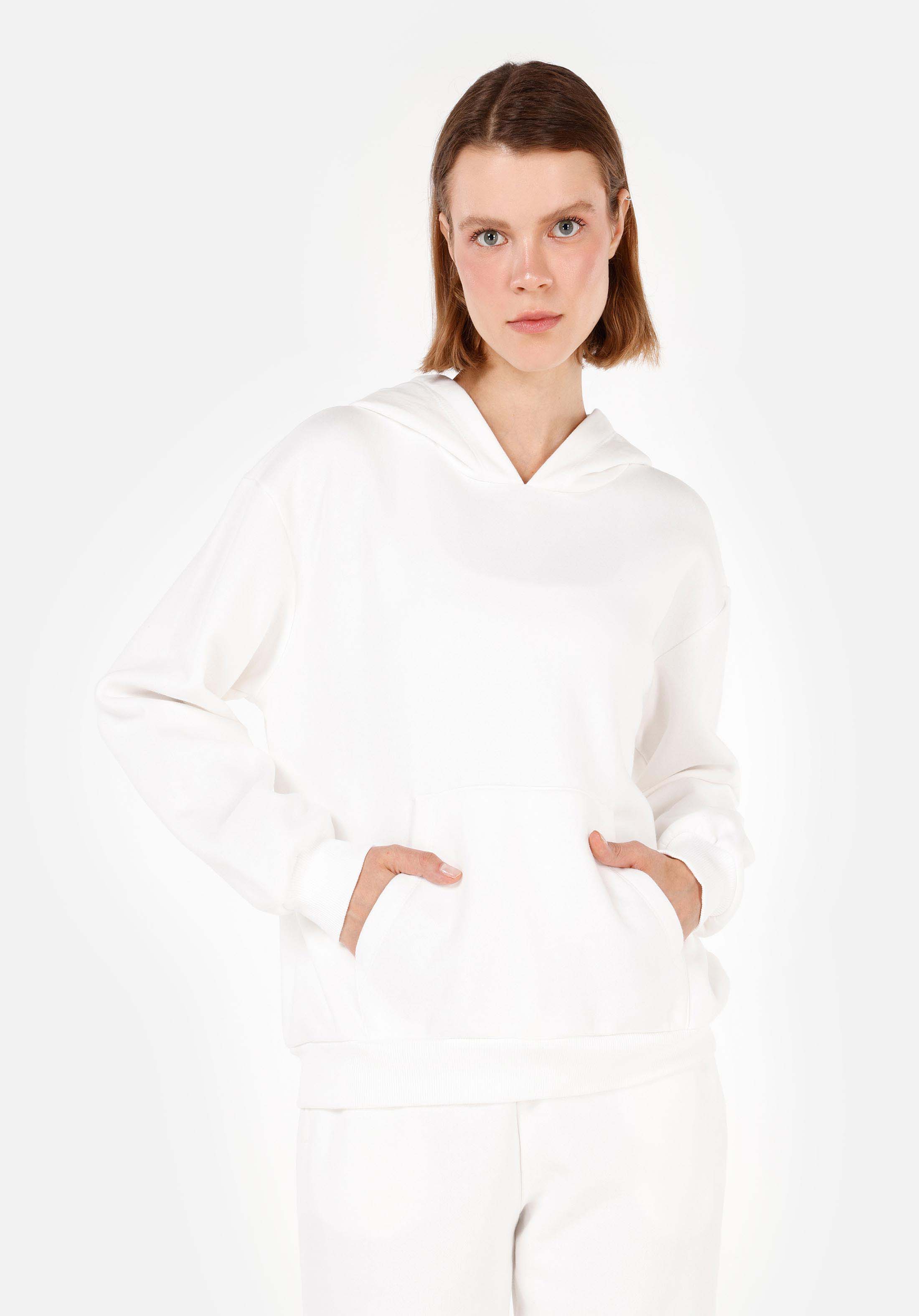 Regular Fit Kapüşonlu Düz Kadın Beyaz Sweatshirt