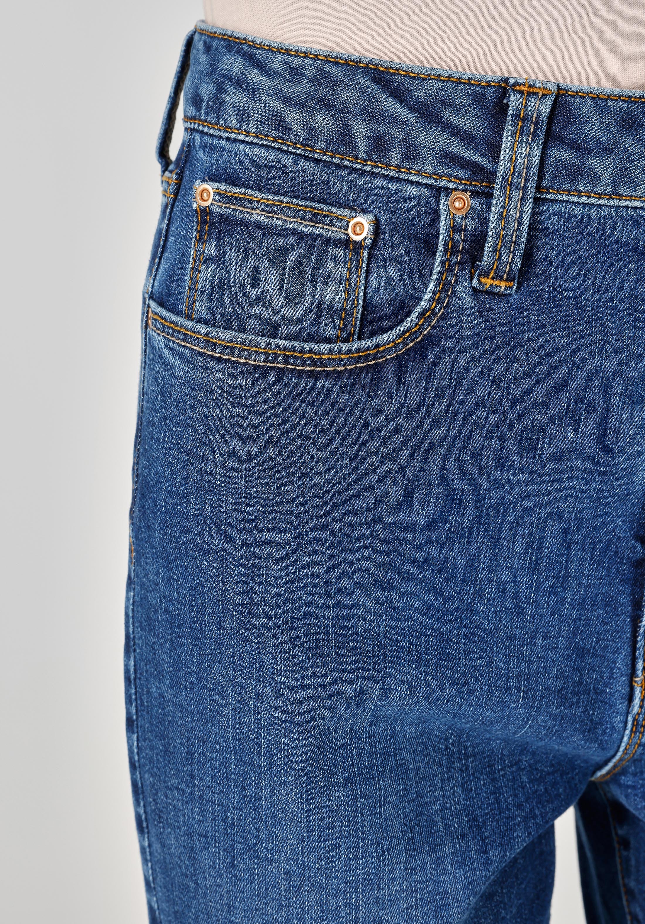 Regular Fit Orta Bel Slim Straight Leg Kadın İndigo Jean Pantolon