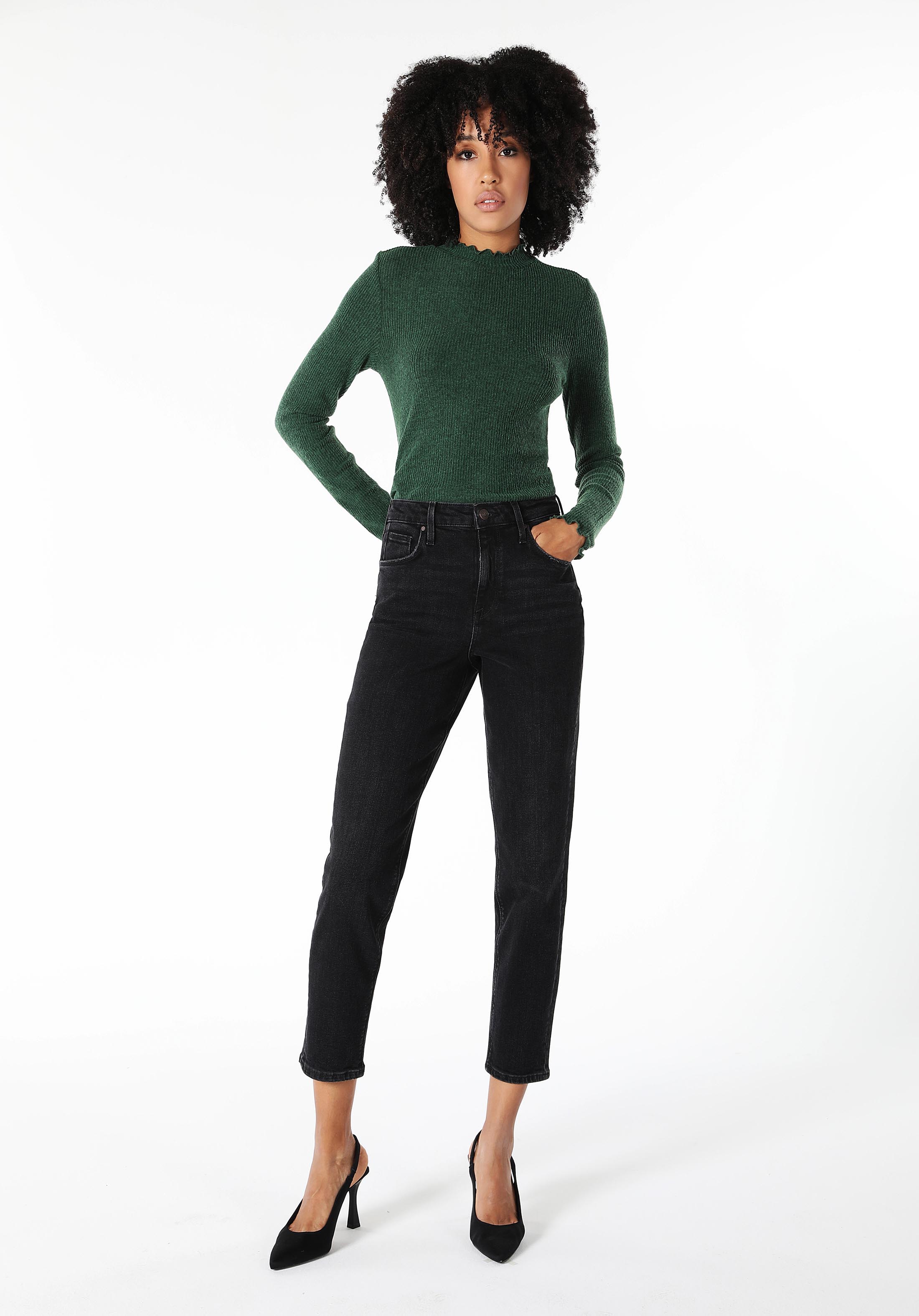 891 Maya Slim Fit Orta Bel Daralan Paça Kadın Siyah Jean Pantolon Cl1061423