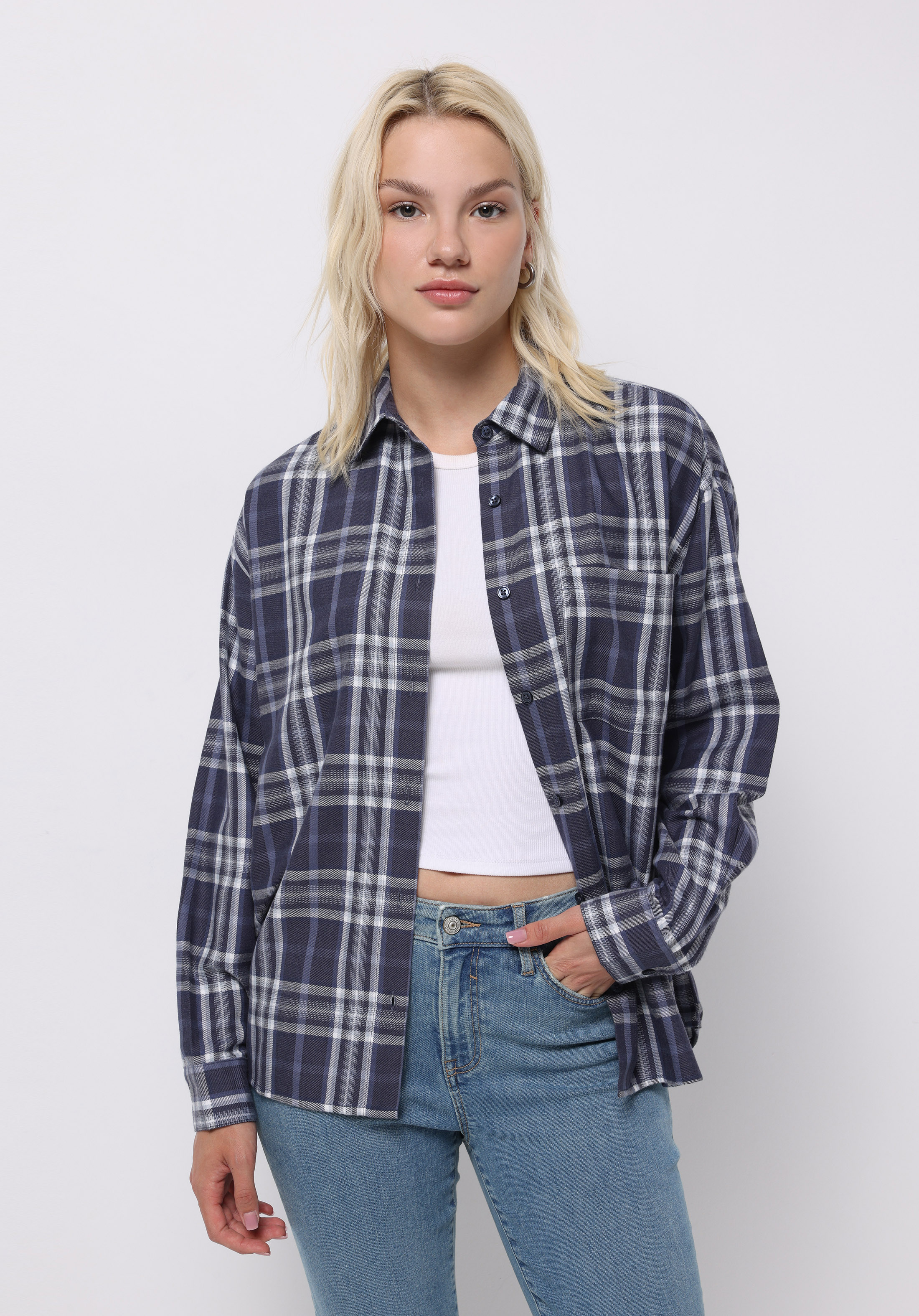 Relax Fit Shirt Neck Ekoseli Kadın Lacivert Uzun Kol Gömlek