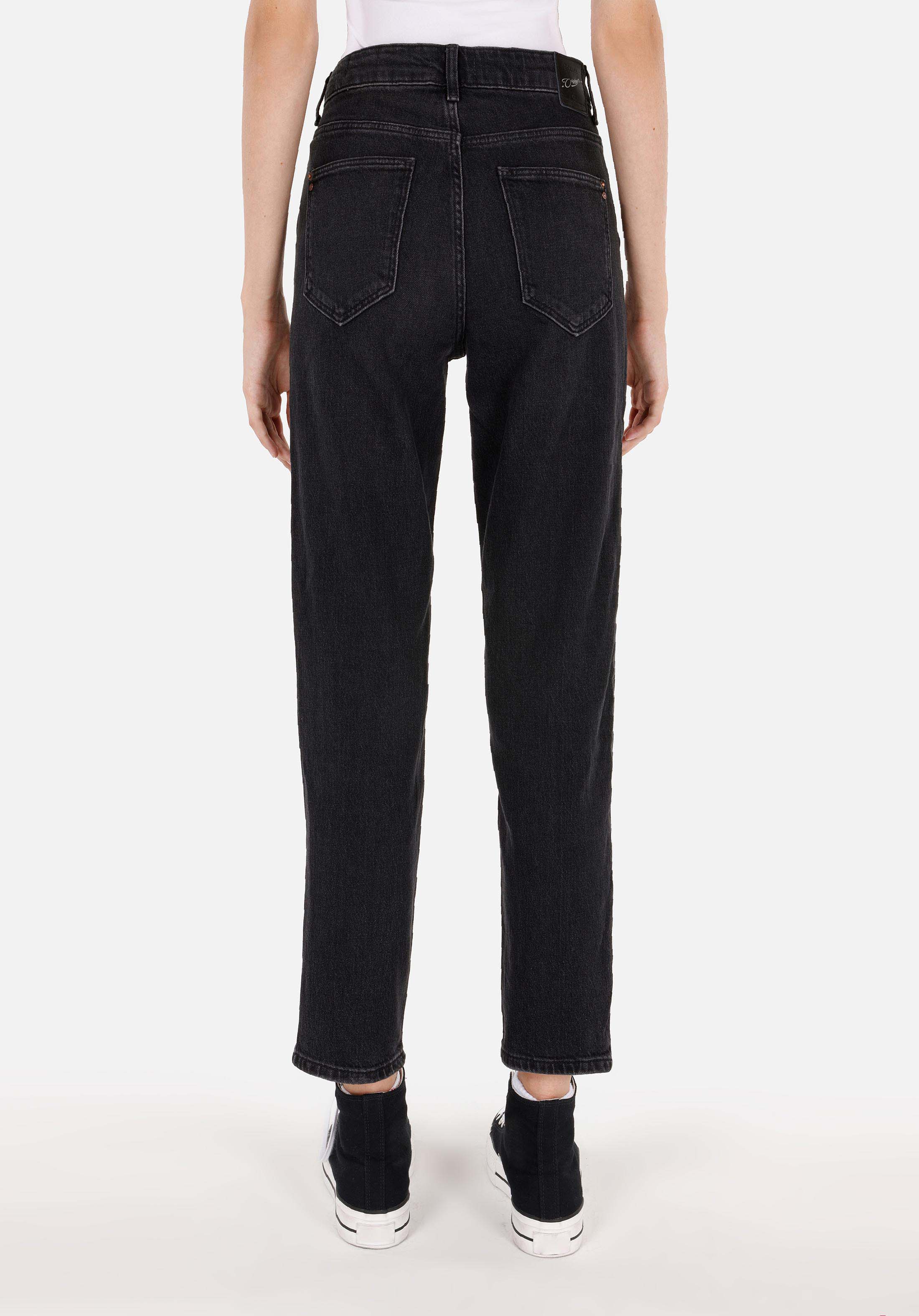 Mom Fit  Daralan Paça Kadın Denim Jean Pantolon