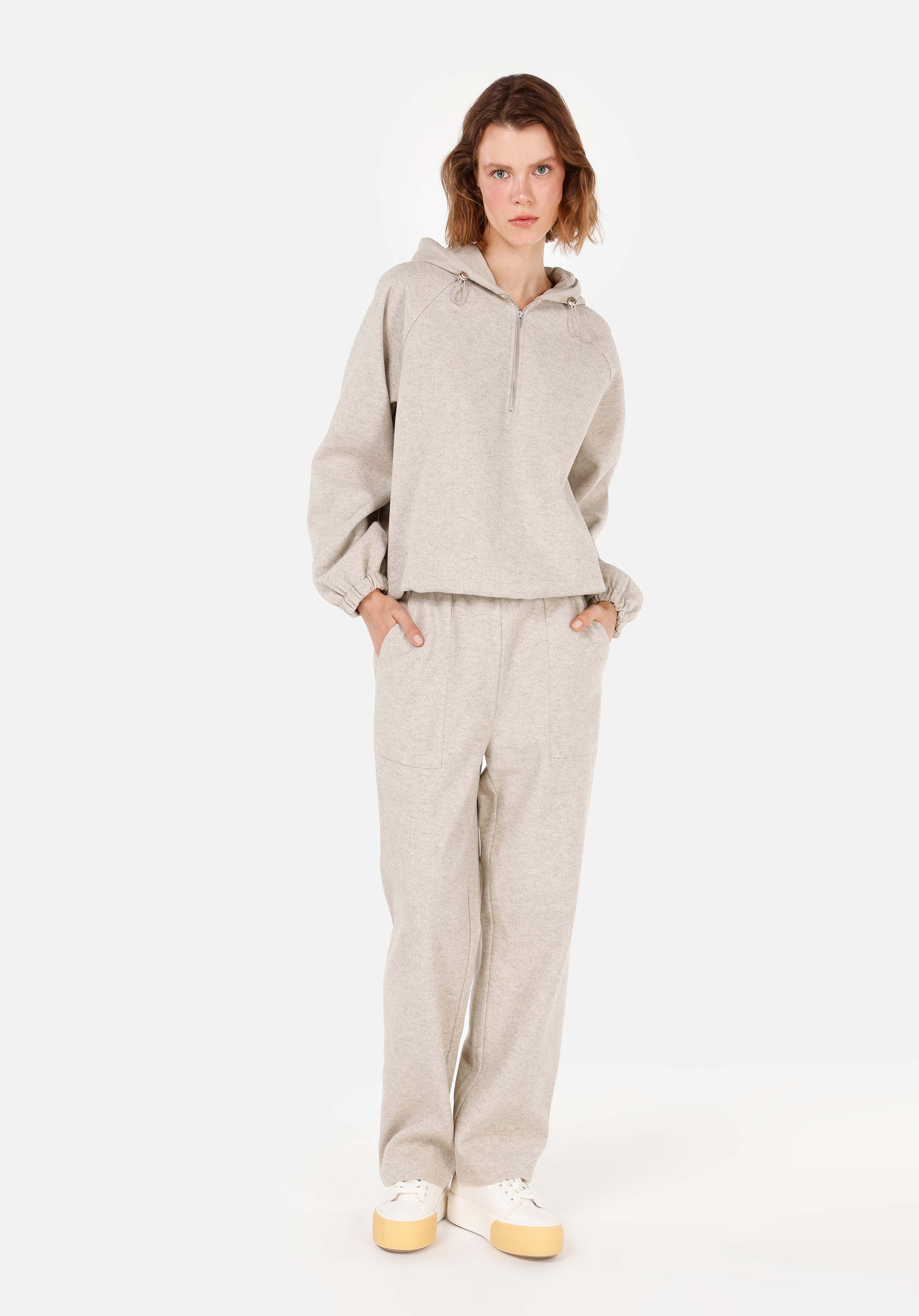 Regular Fit Kapüşonlu  Kadın Gri Sweatshirt