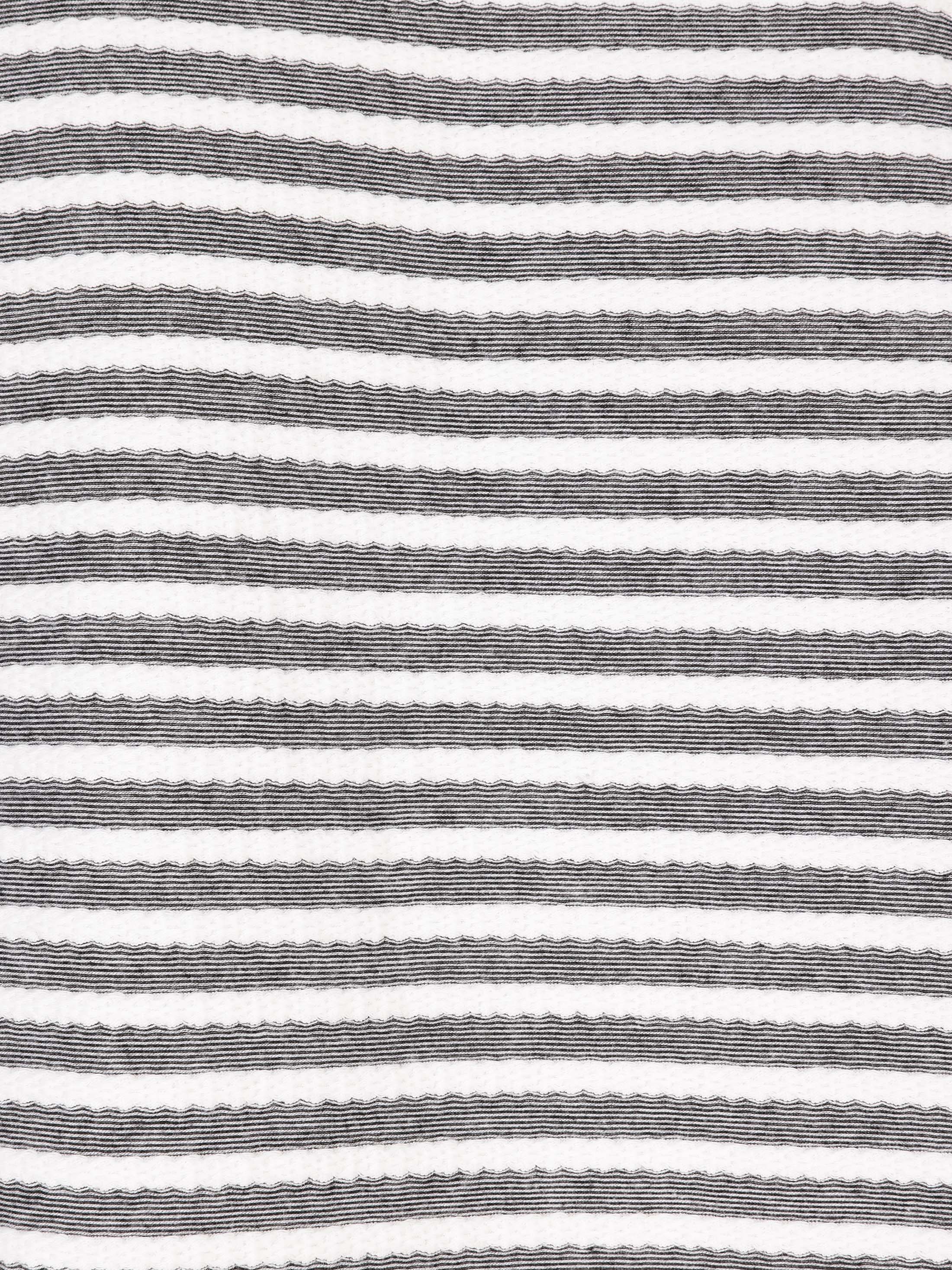 Regular Fit Yuvarlak Yaka Çizgili Kadın Beyaz Uzun Kol Tişört