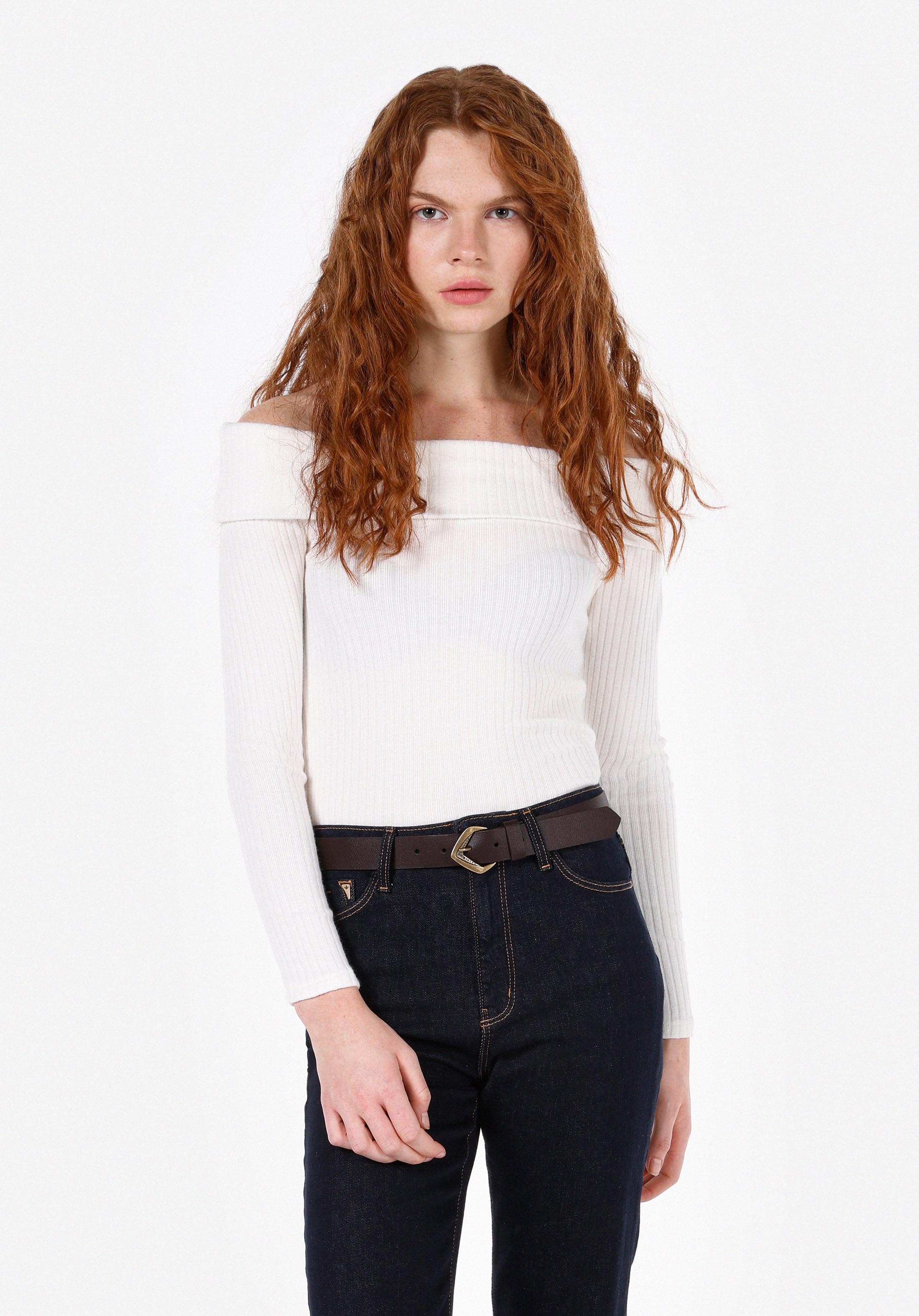 Slim Fit Kayık Yaka Düz Kadın Ekru Tişört