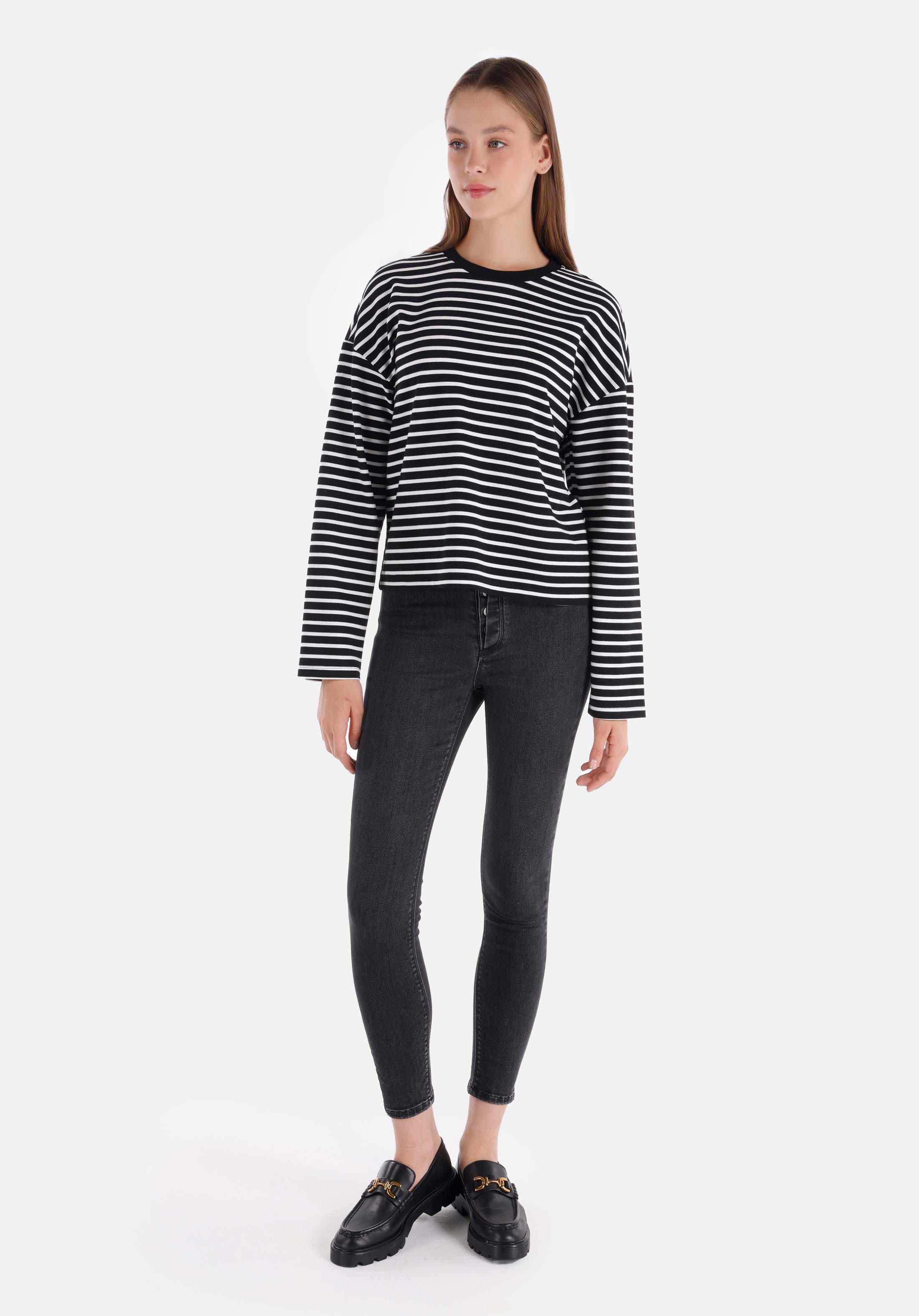 Skinny Fit Orta Bel Dar Paça Kadın Denim Jean Pantolon