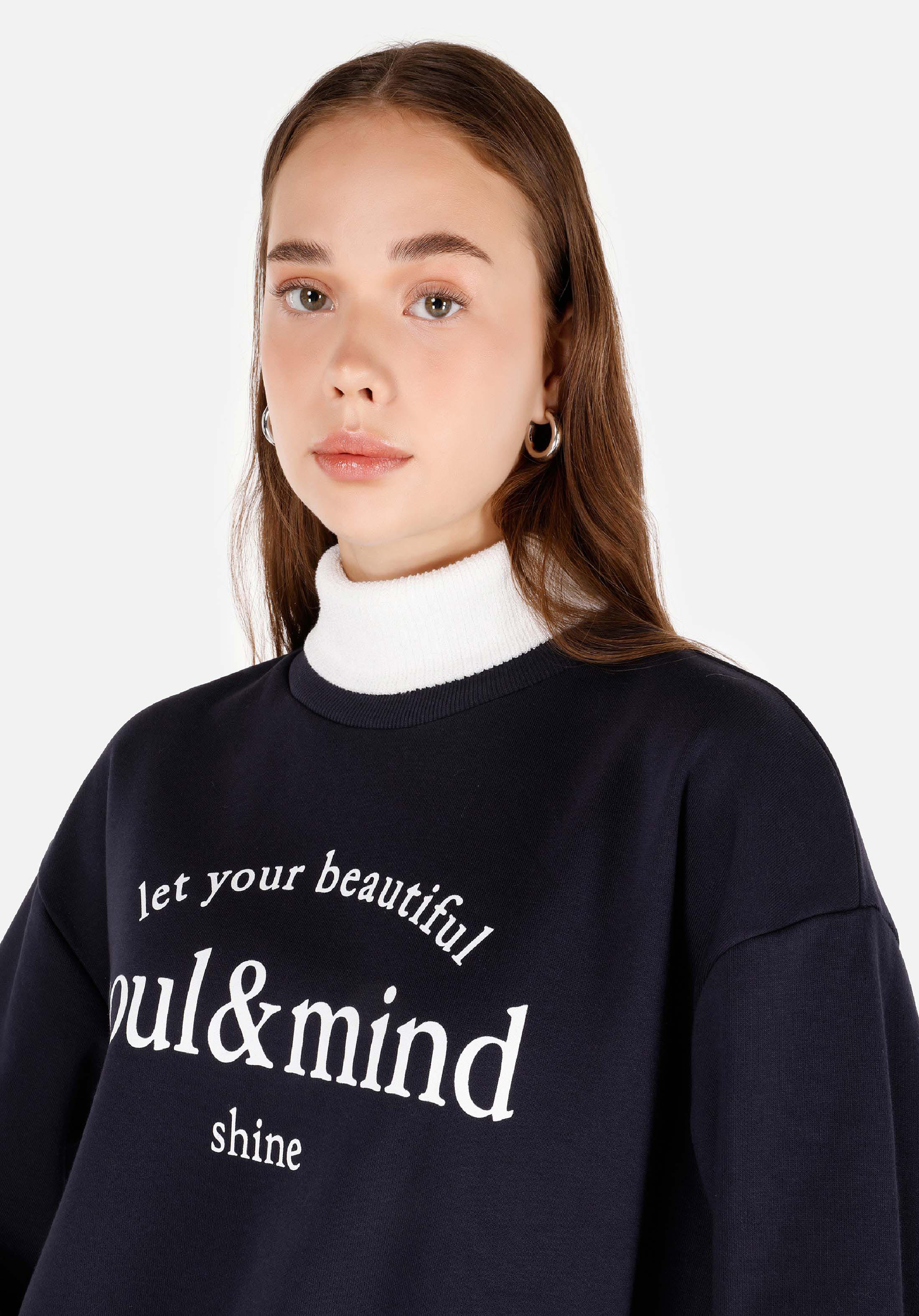 Regular Fit Dik Yaka  Kadın Lacivert Sweatshirt