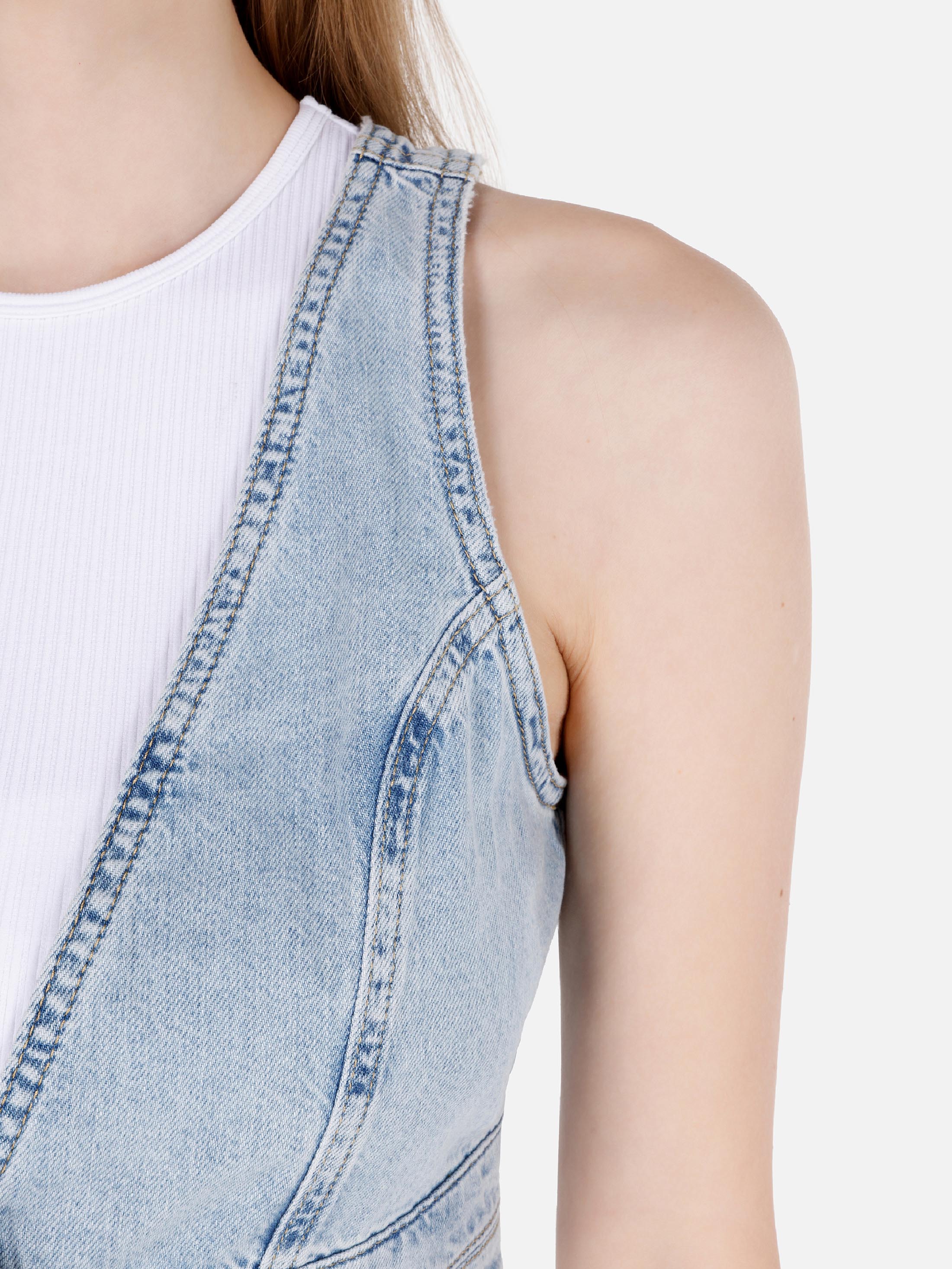 Slim Fit   Kadın Mavi Gömlek