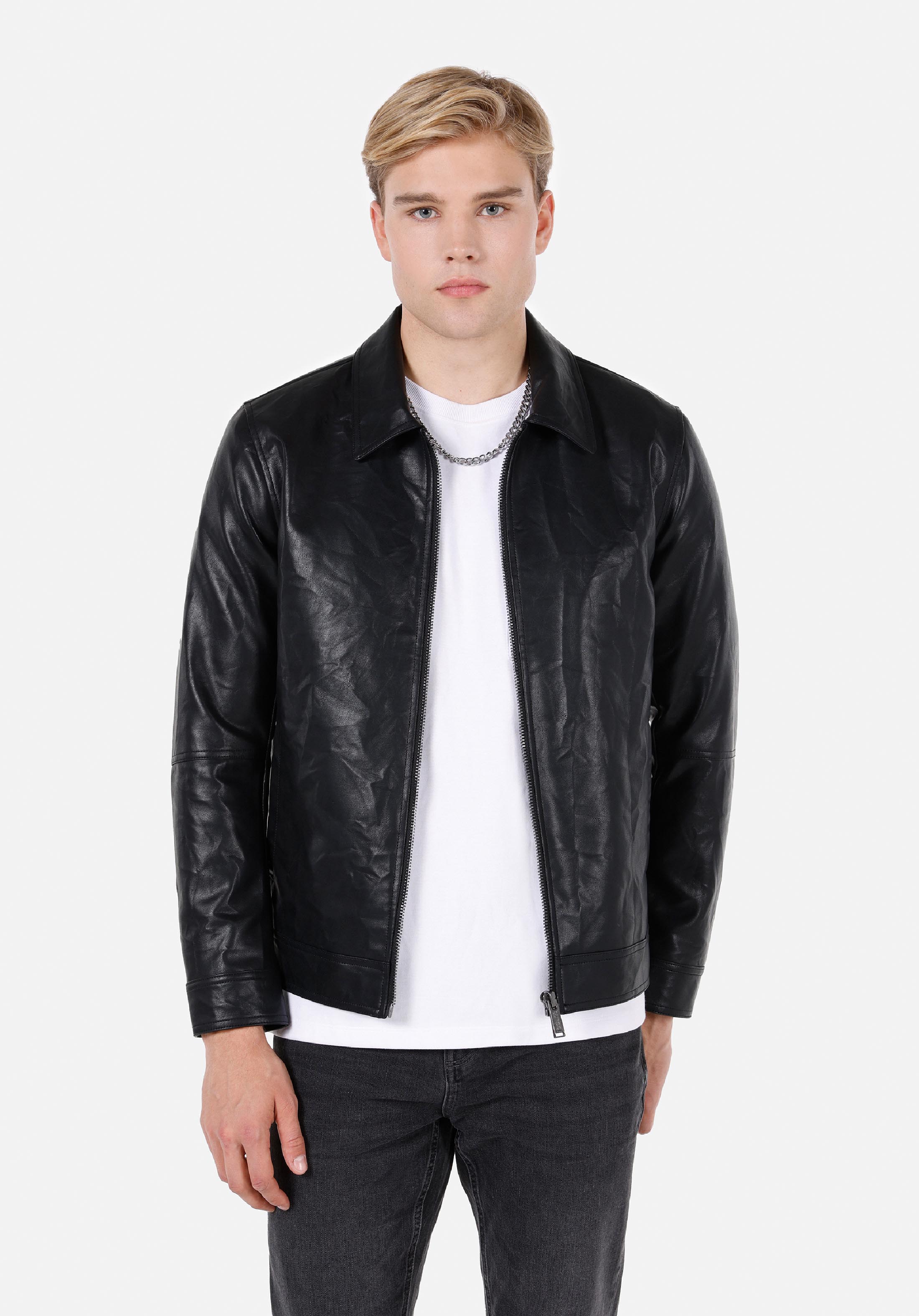 Regular Fit     Erkek Siyah Mont Pu