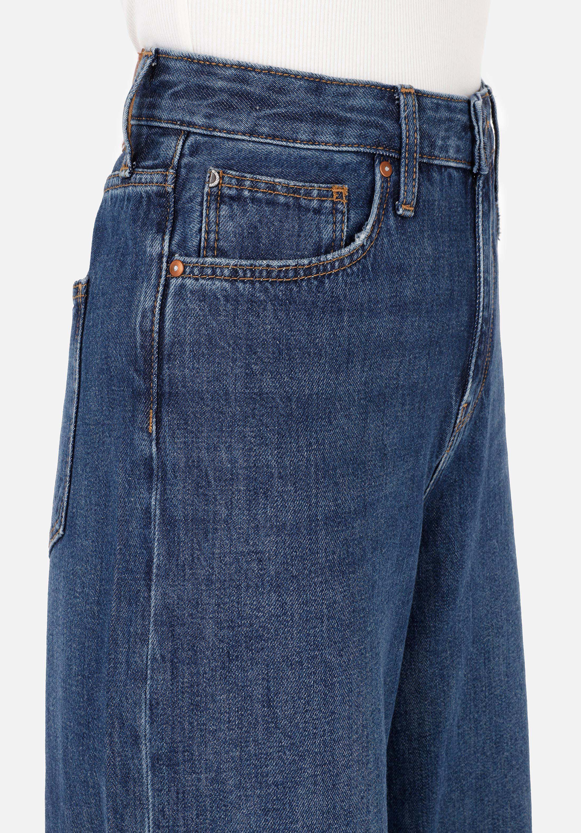 Regular Fit   Kadın Denim Jean Pantolon