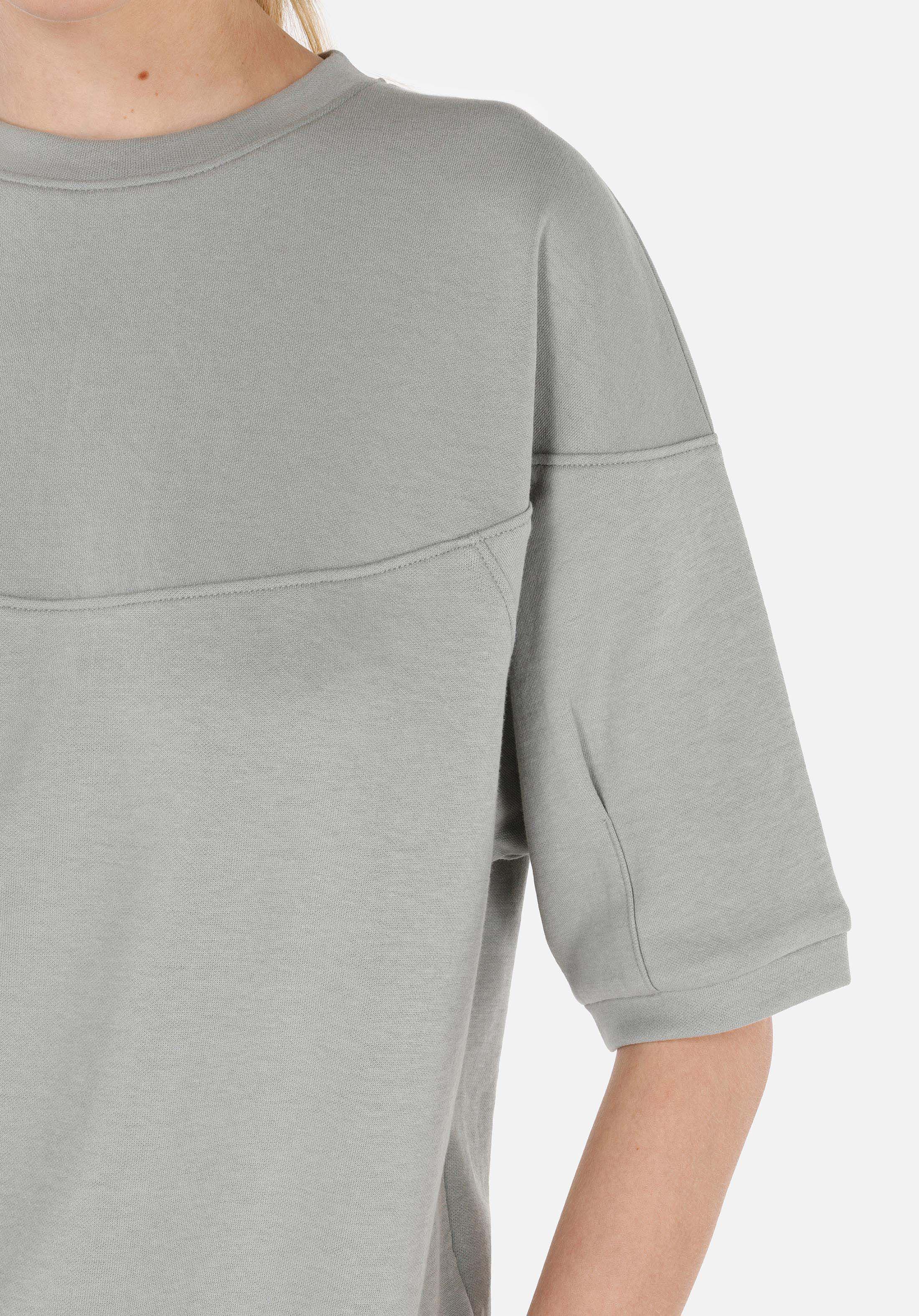 Regular Fit Yuvarlak Yaka Düz Kadın Yeşil Kısa Kol Tişört