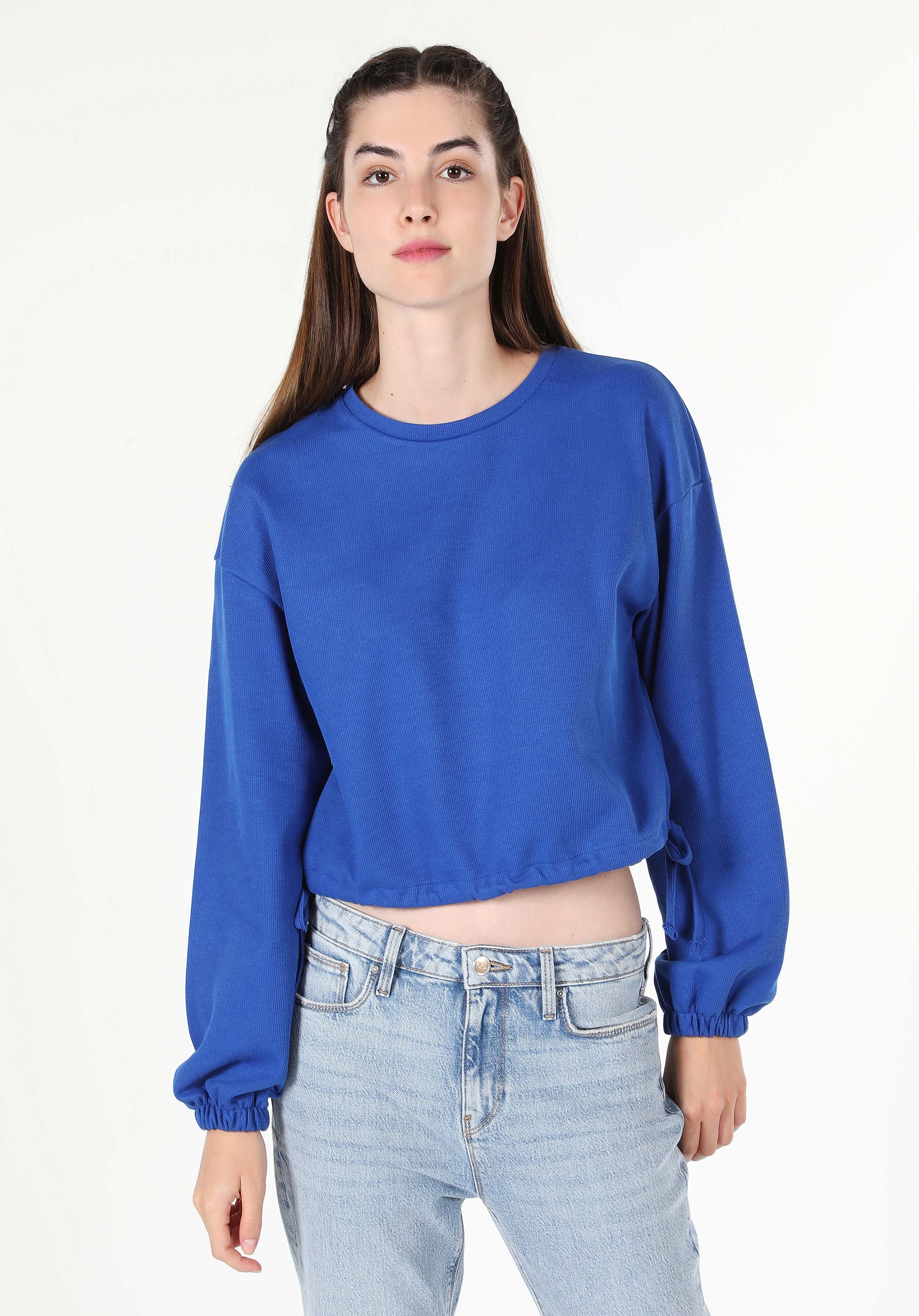 Regular Fit Yuvarlak Yaka Düz Kadın Mavi Uzun Kol Tişört