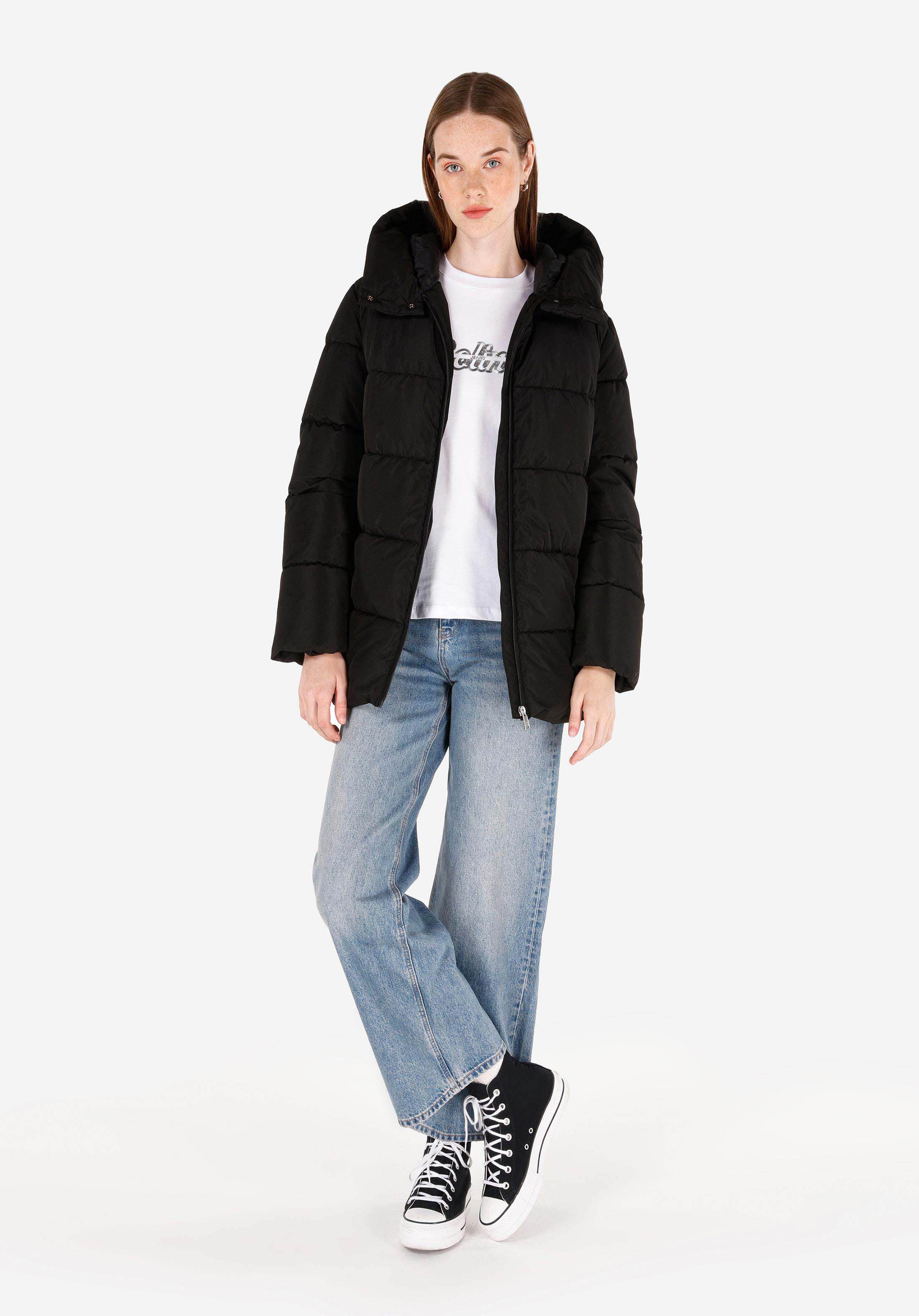 Regular Fit Kapüşonlu Fermuarlı Astarlı  Kadın Siyah Mont