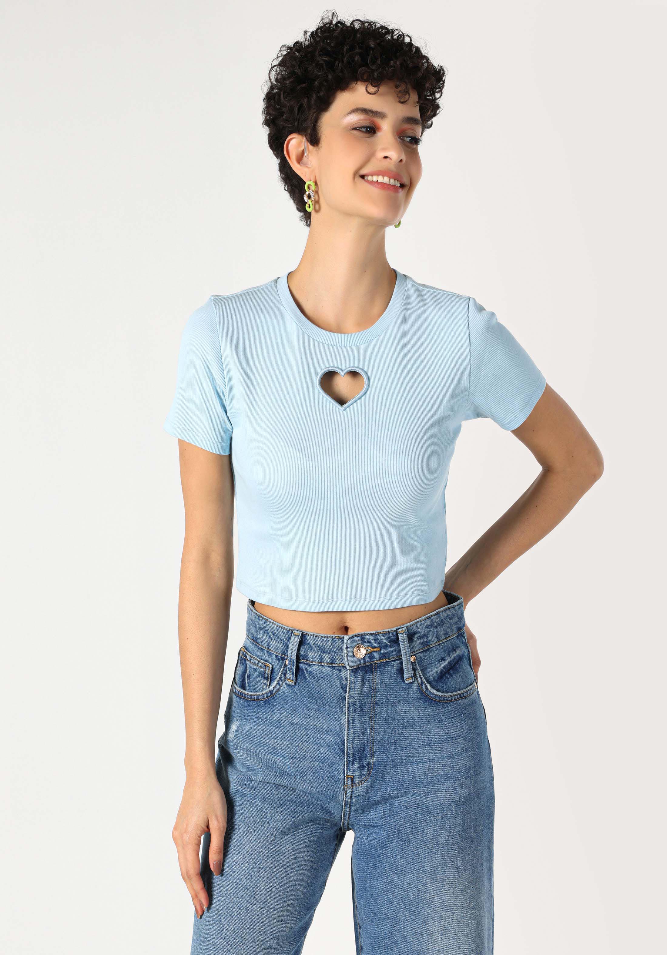 Slim Fit Yuvarlak Yaka Nakışlı Kadın Mavi Kısa Kol Tişört