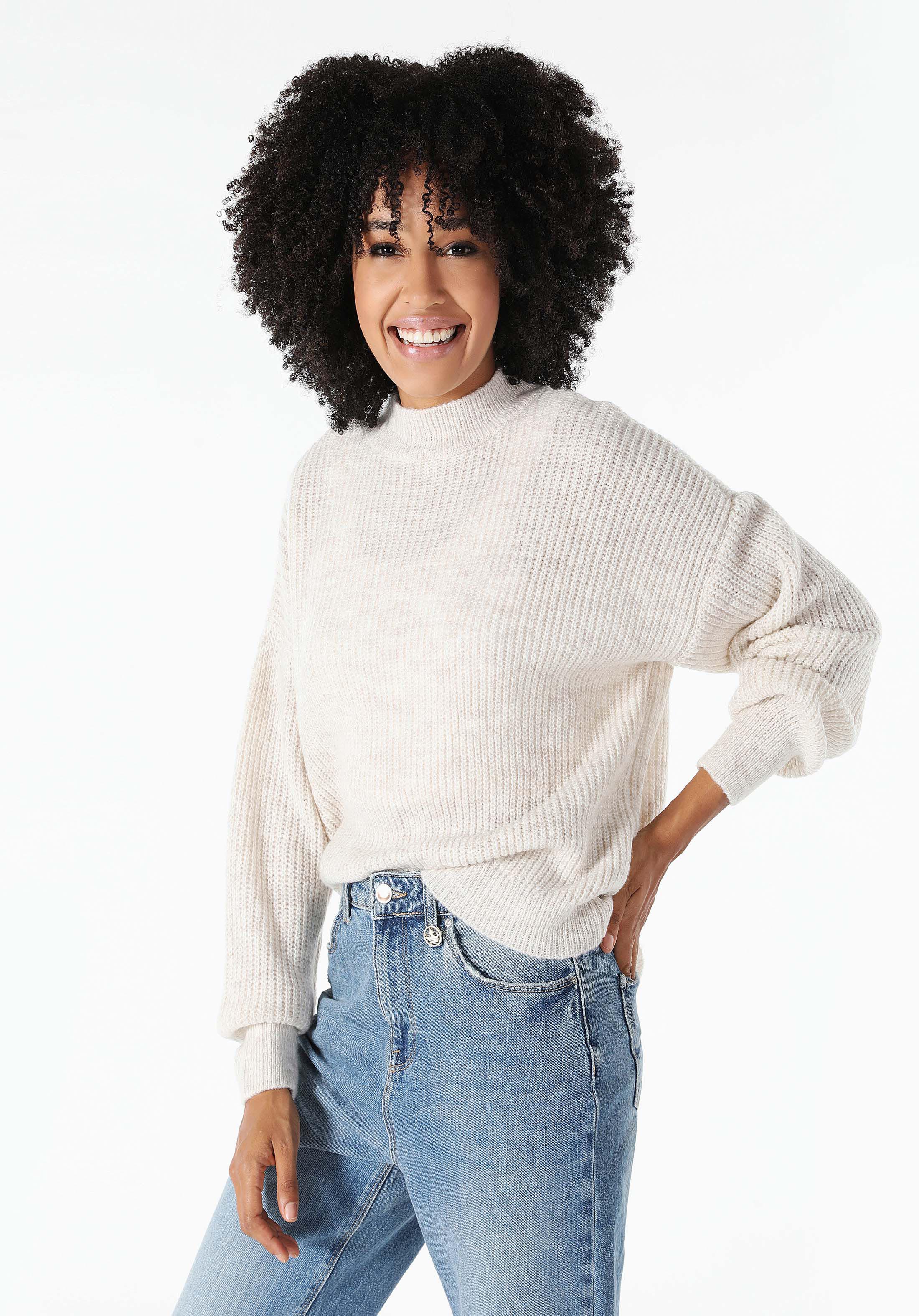 Regular Fit Dik Yaka Düz Kadın Bej Kazak