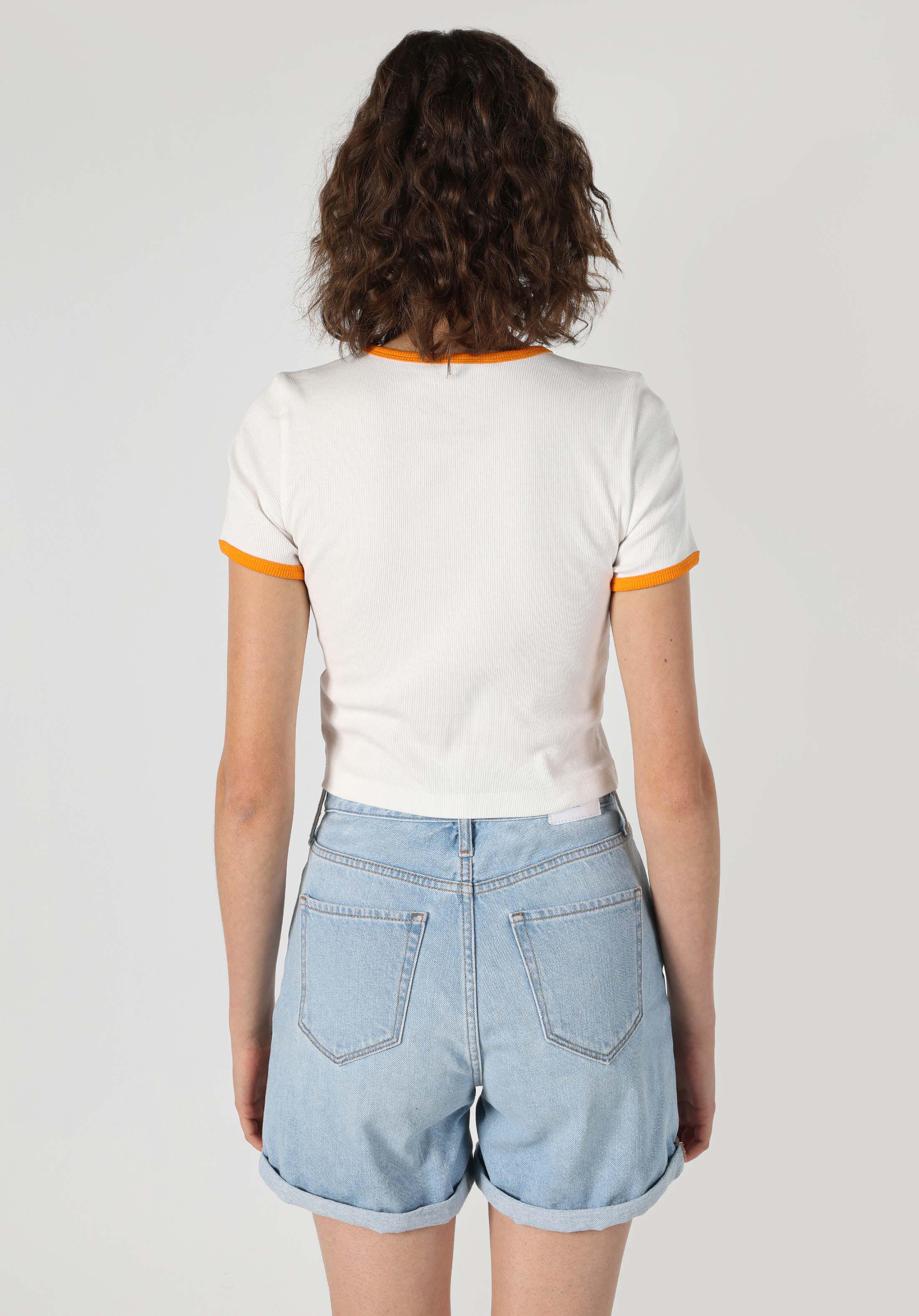 Slim Fit Yuvarlak Yaka Baskılı Kadın Beyaz Kısa Kol Tişört