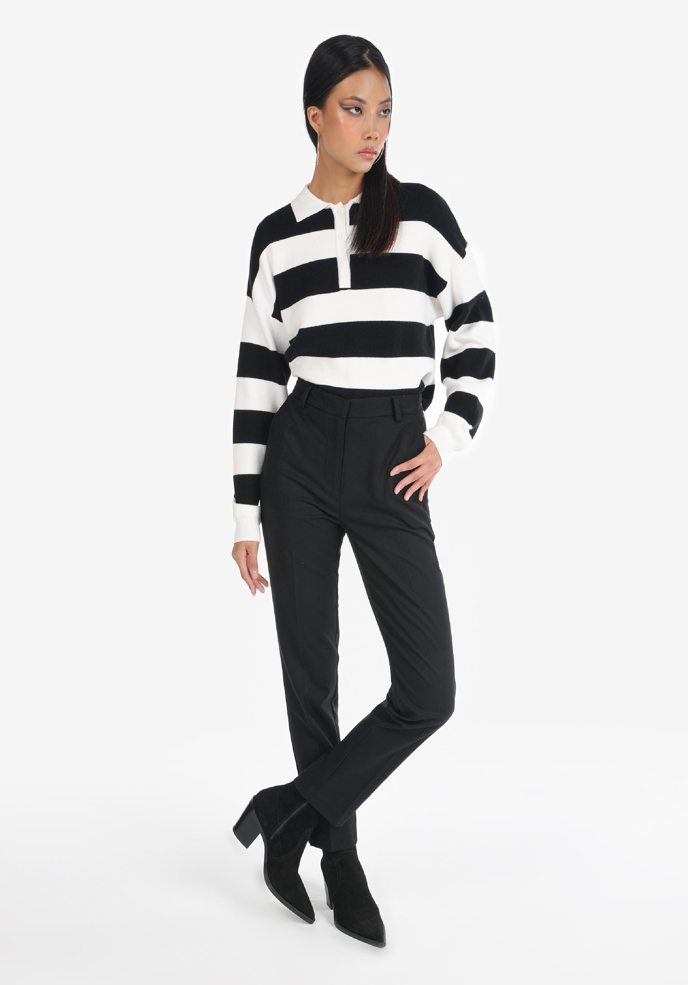 Slim Fit Düşük Bel Dar Paça Kadın Siyah  Pantolon