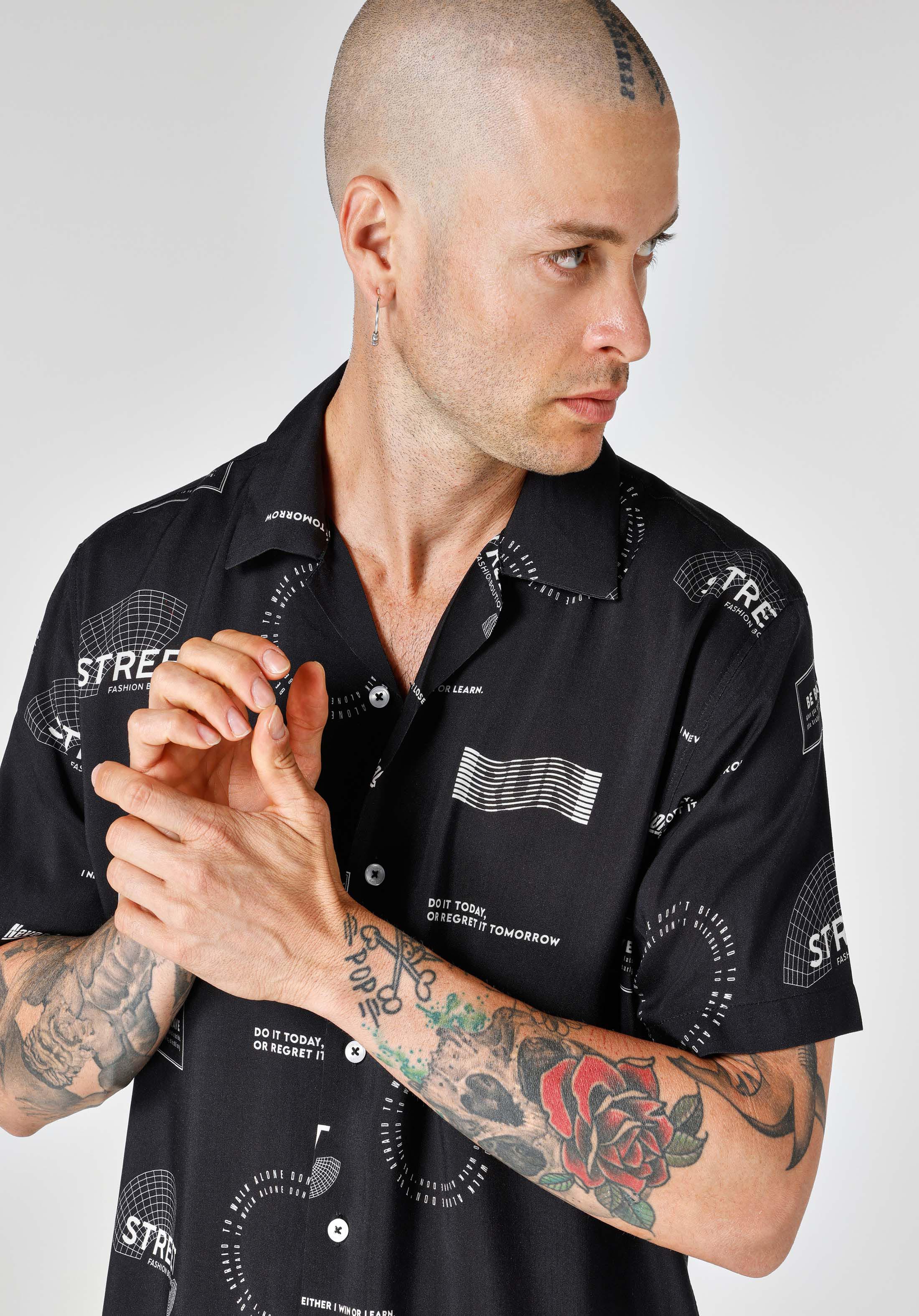 Regular Fit Shirt Neck Baskılı Erkek Siyah Kısa Kol Gömlek