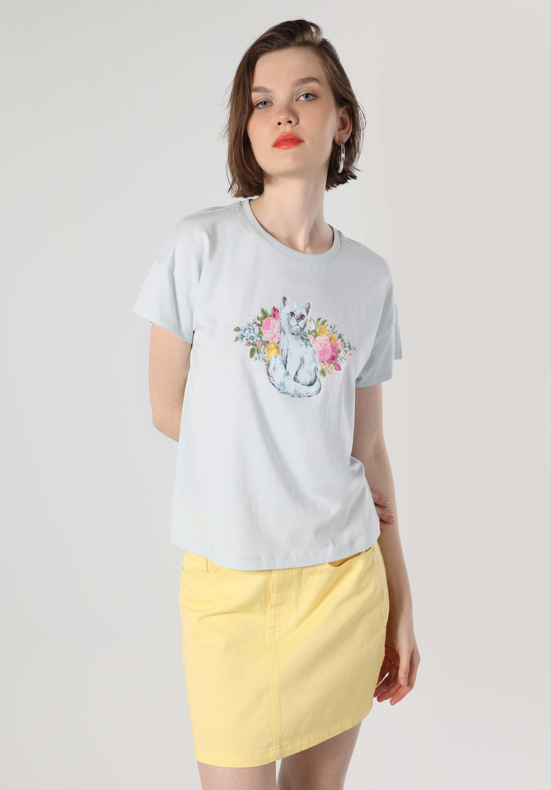 Regular Fit Yuvarlak Yaka  Kadın Mavi Kısa Kol Tişört