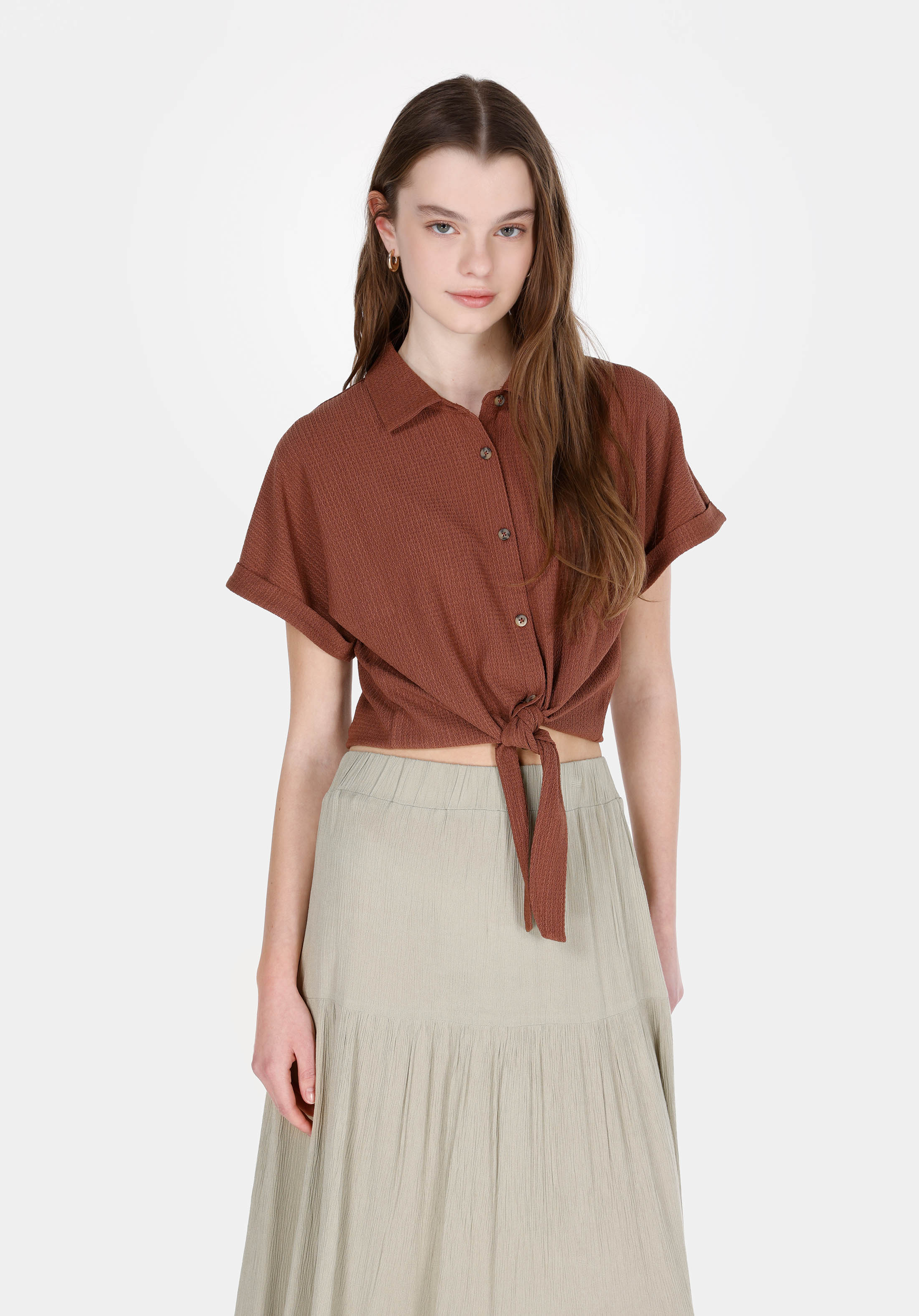 Regular Fit Shirt Neck Jakarlı Kadın Kahverengi Kısa Kol Tişört