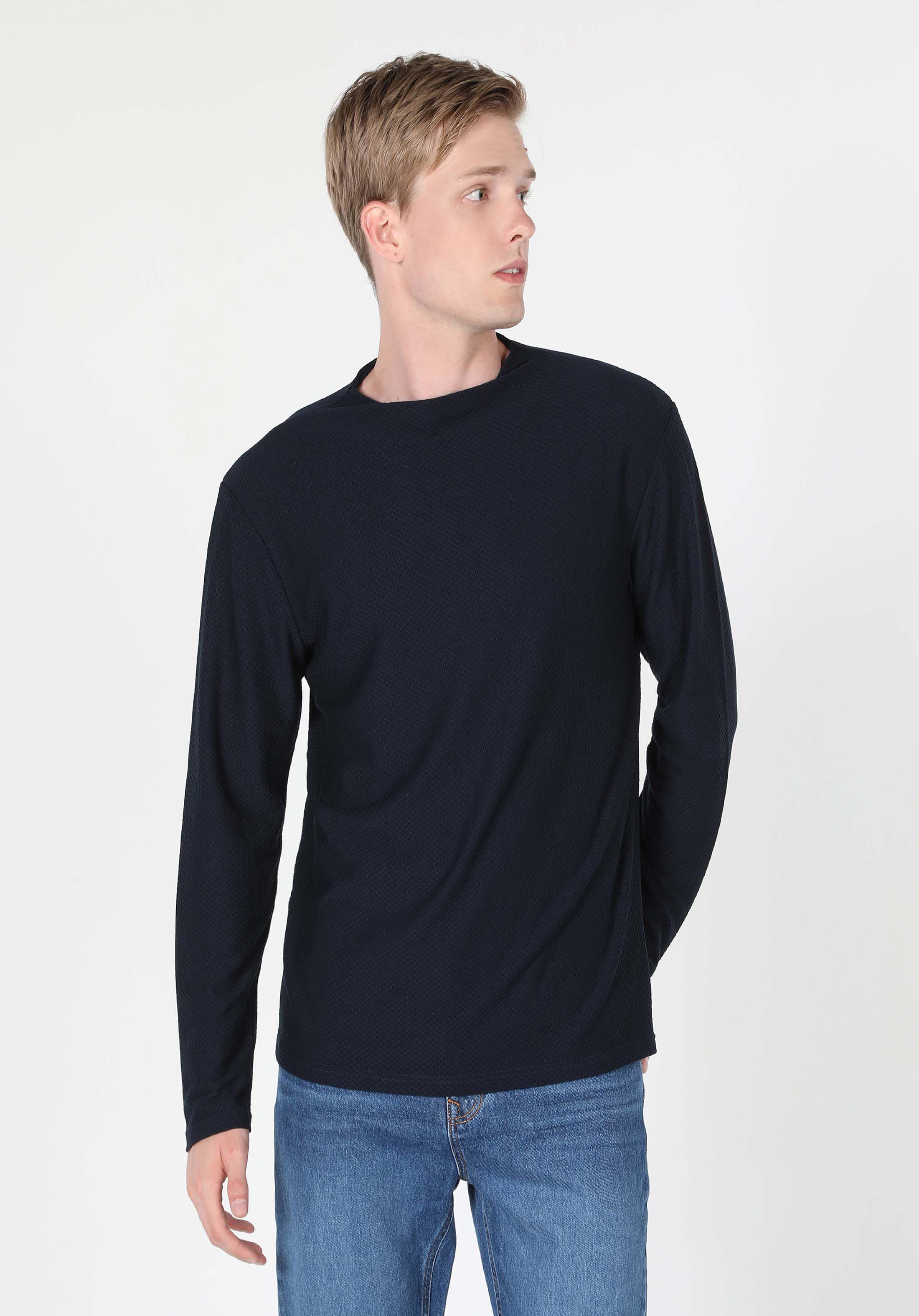 Regular Fit Yarım Balıkçı Yaka Düz Erkek Lacivert Uzun Kol Tişört