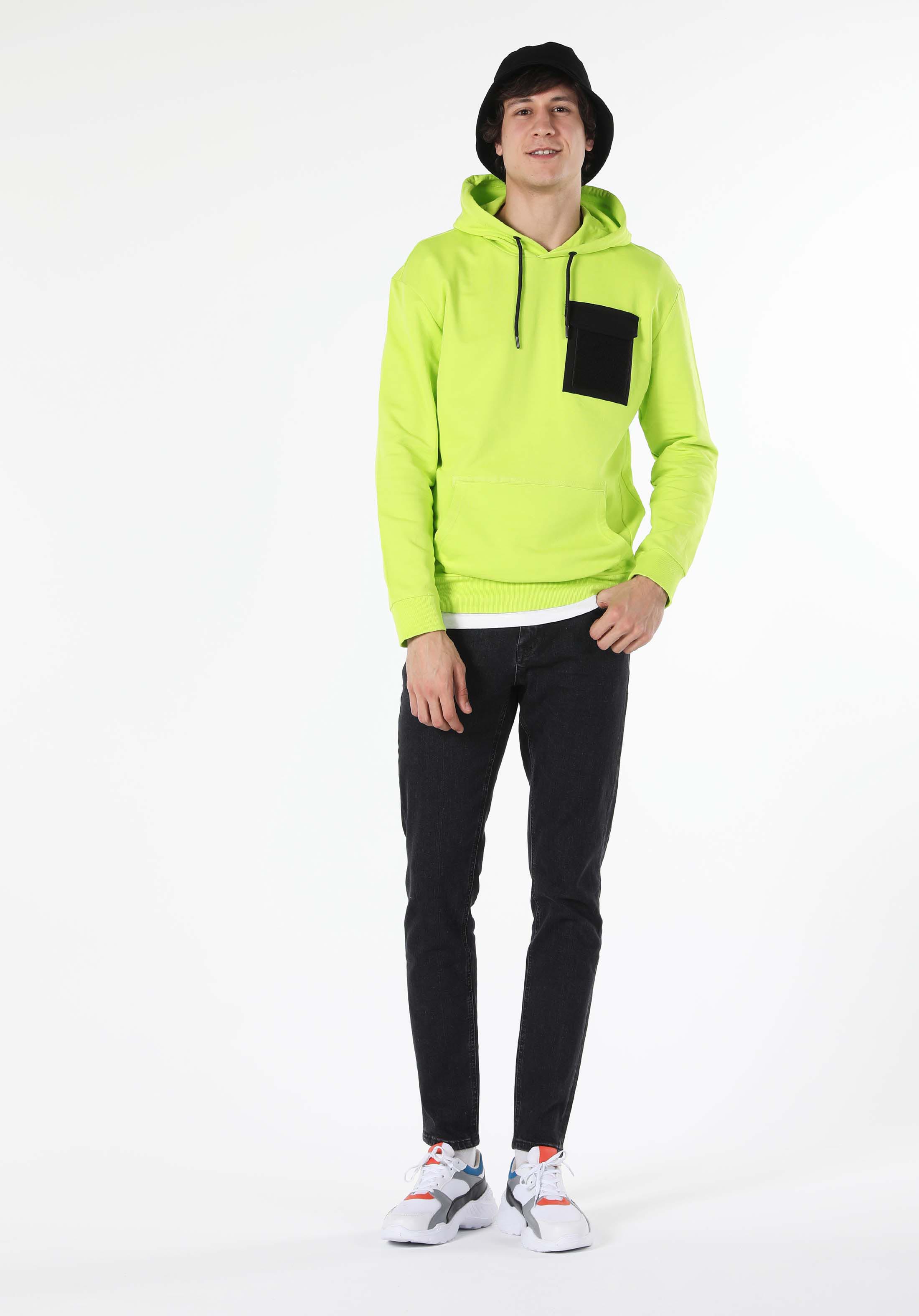 Comfort Fit Kapüşonlu Cepli Erkek Sweatshirt
