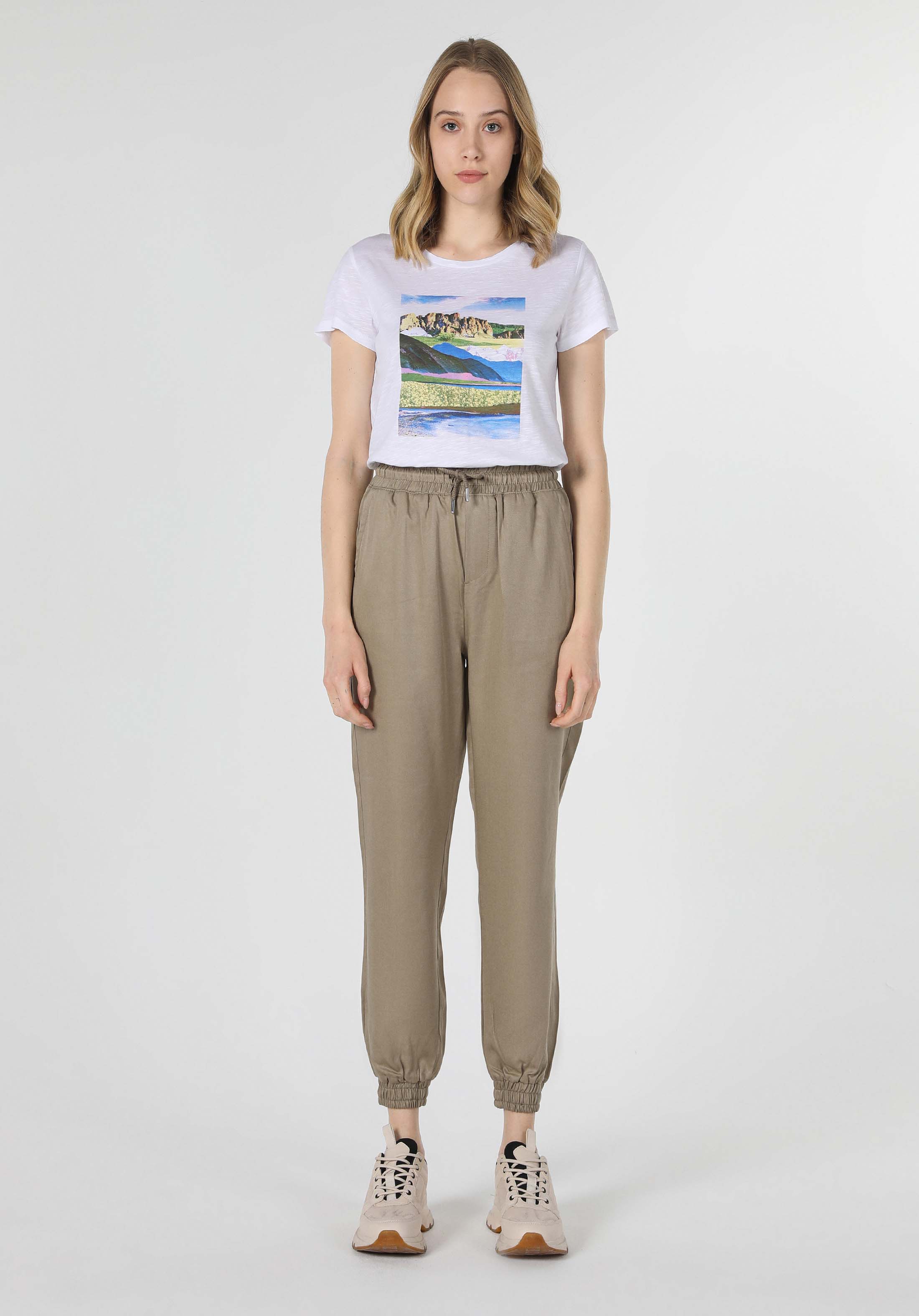 Yüksek Bel Normal Kesim Düz Paça Haki Kadın Pantolon