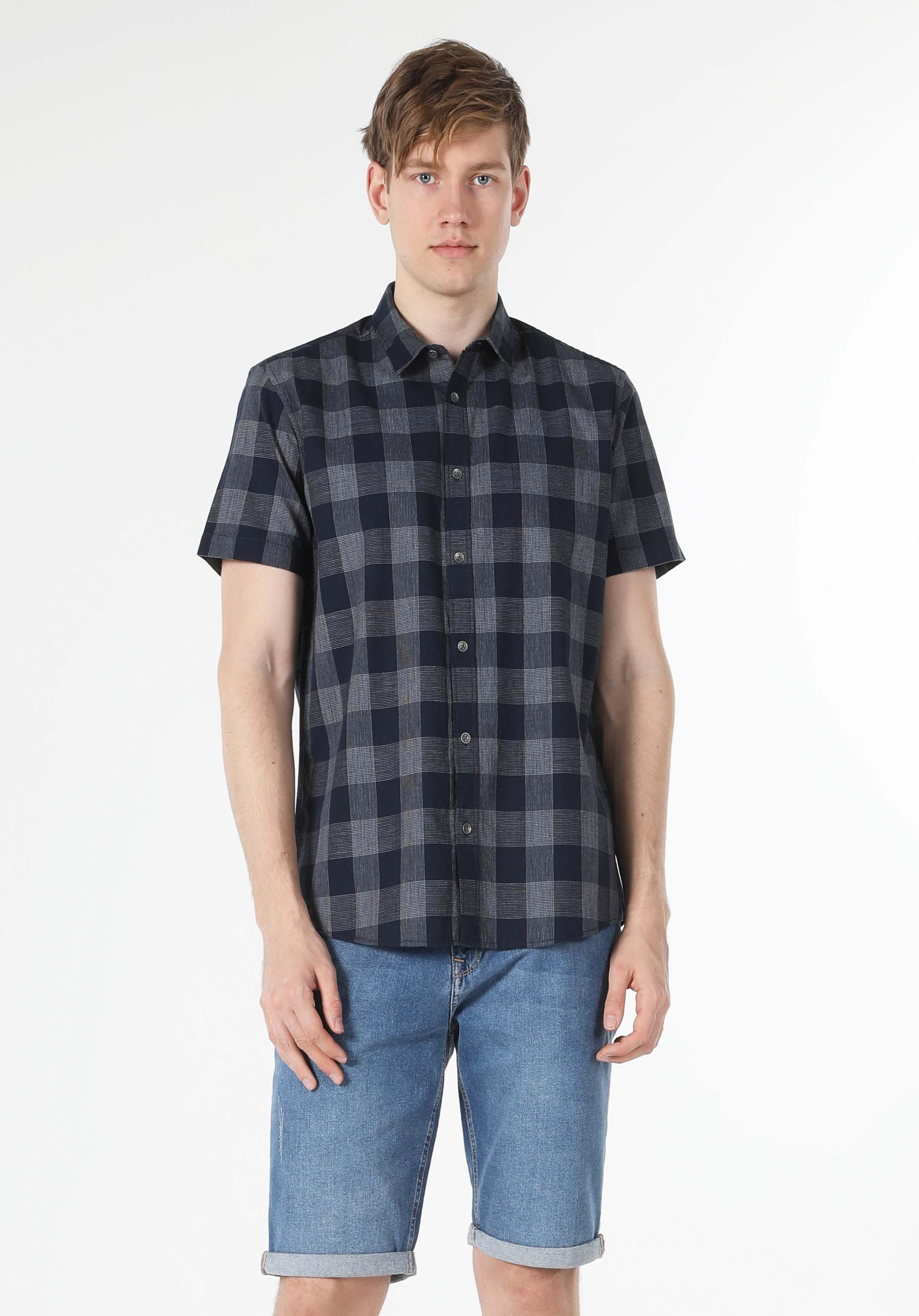 Regular Fit Shirt Neck  Erkek Lacivert Kısa Kol Gömlek Cl1058646