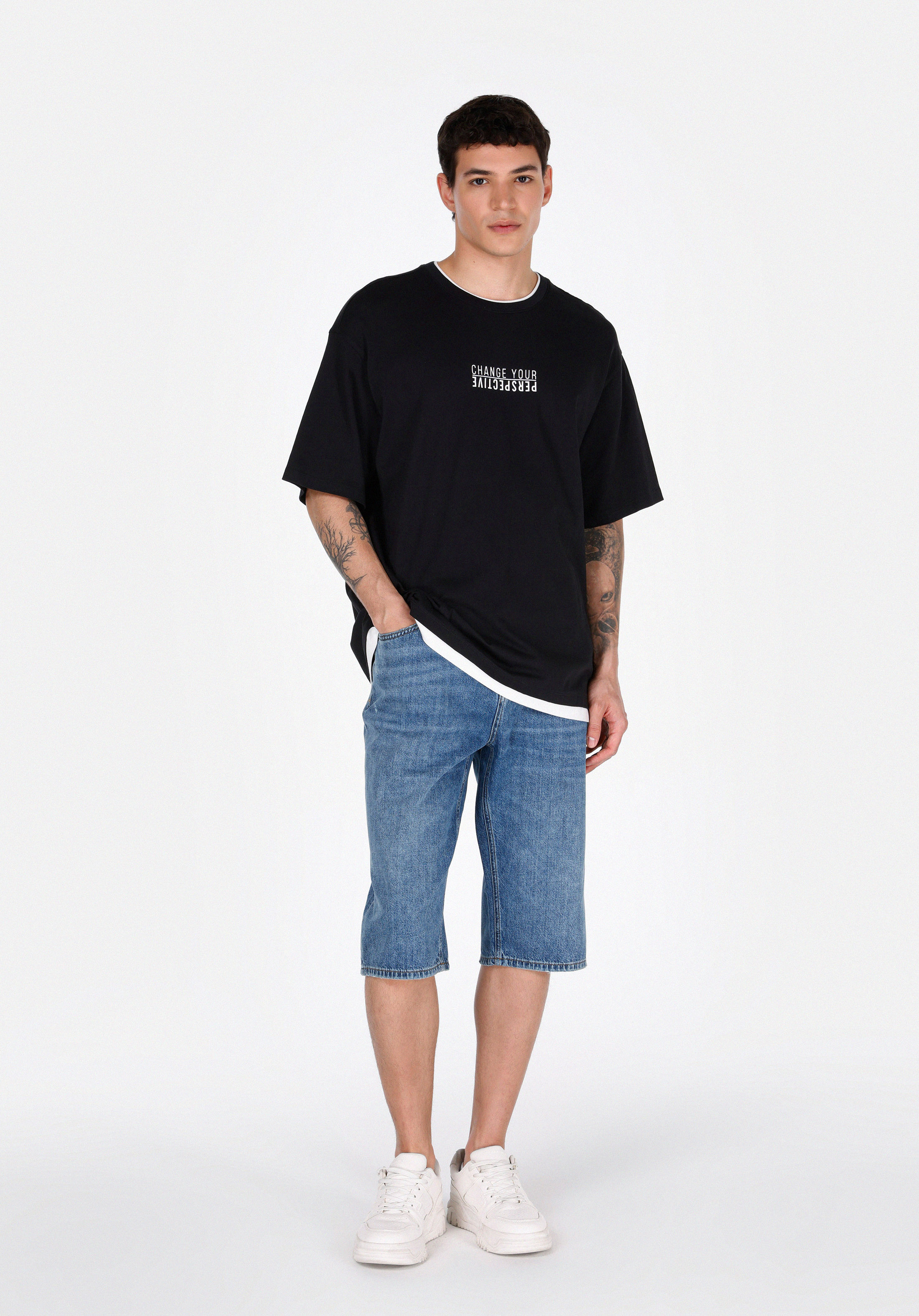 Oversize Fit Yuvarlak Yaka Düz Erkek Siyah Kısa Kol Tişört