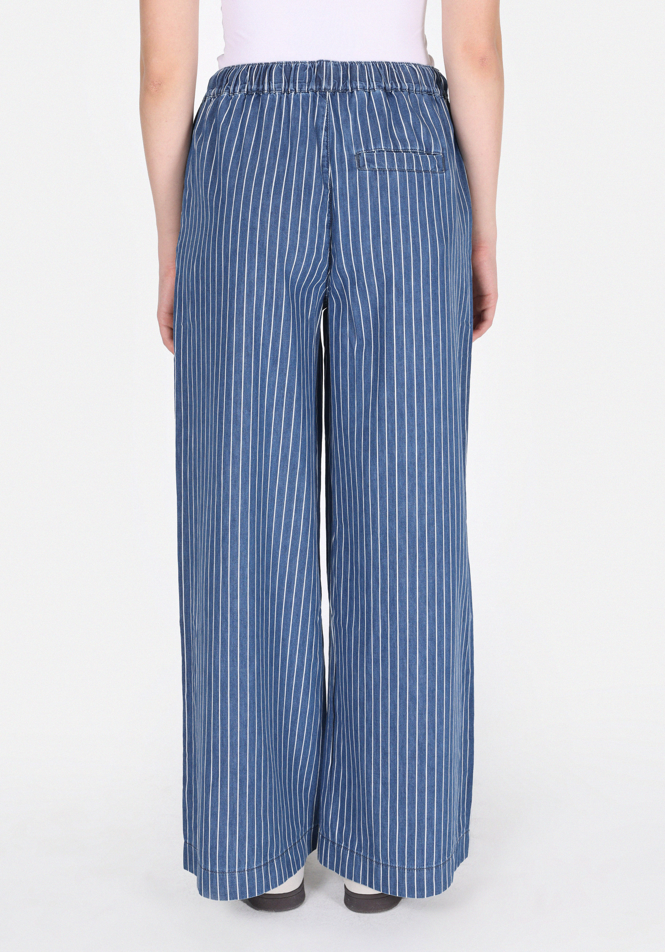 Loose Fit Orta Bel Düz Paça Kadın İndigo Jean Pantolon