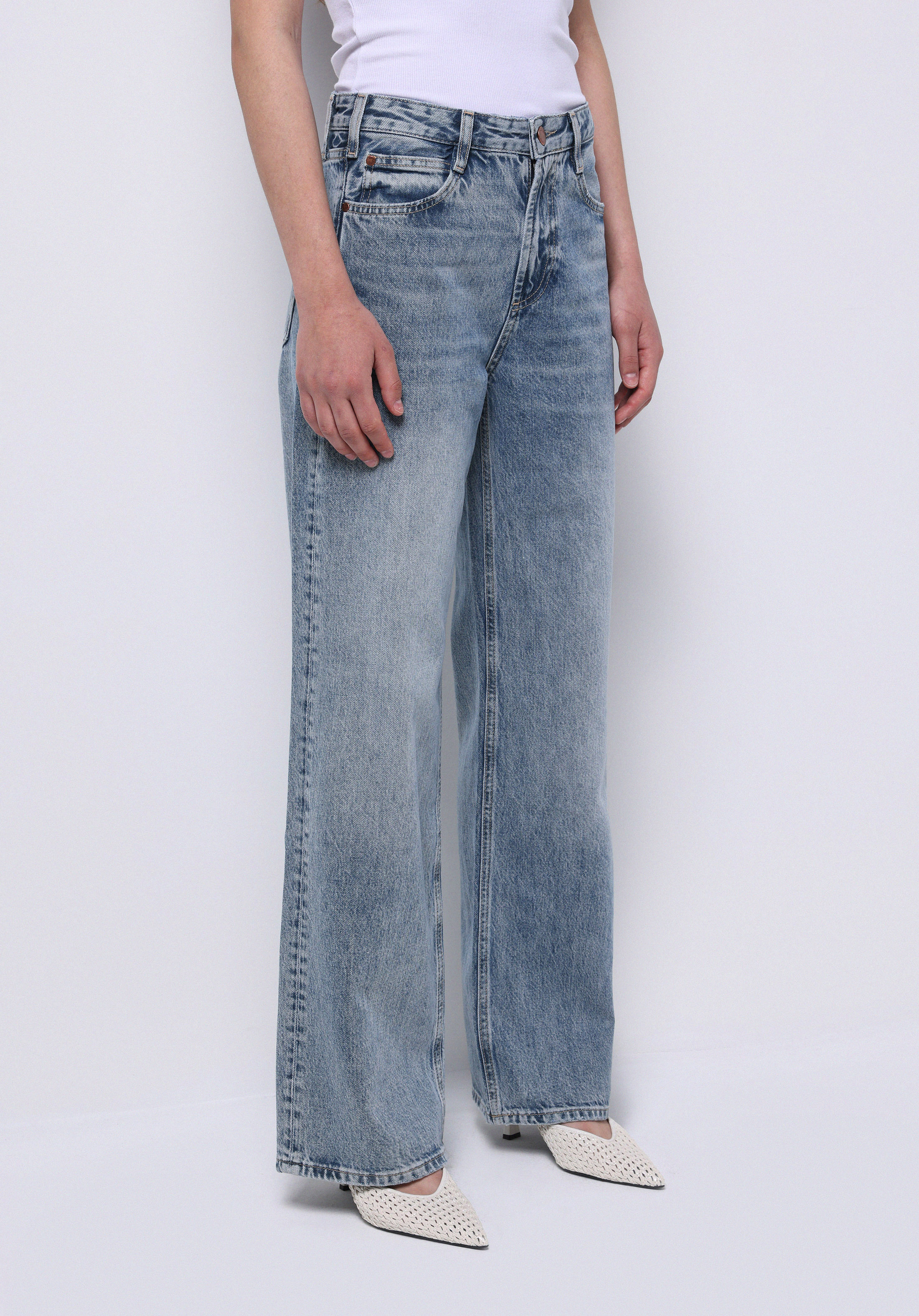 Regular Fit Yüksel Bel Geniş Paça Kadın İndigo Jean Pantolon