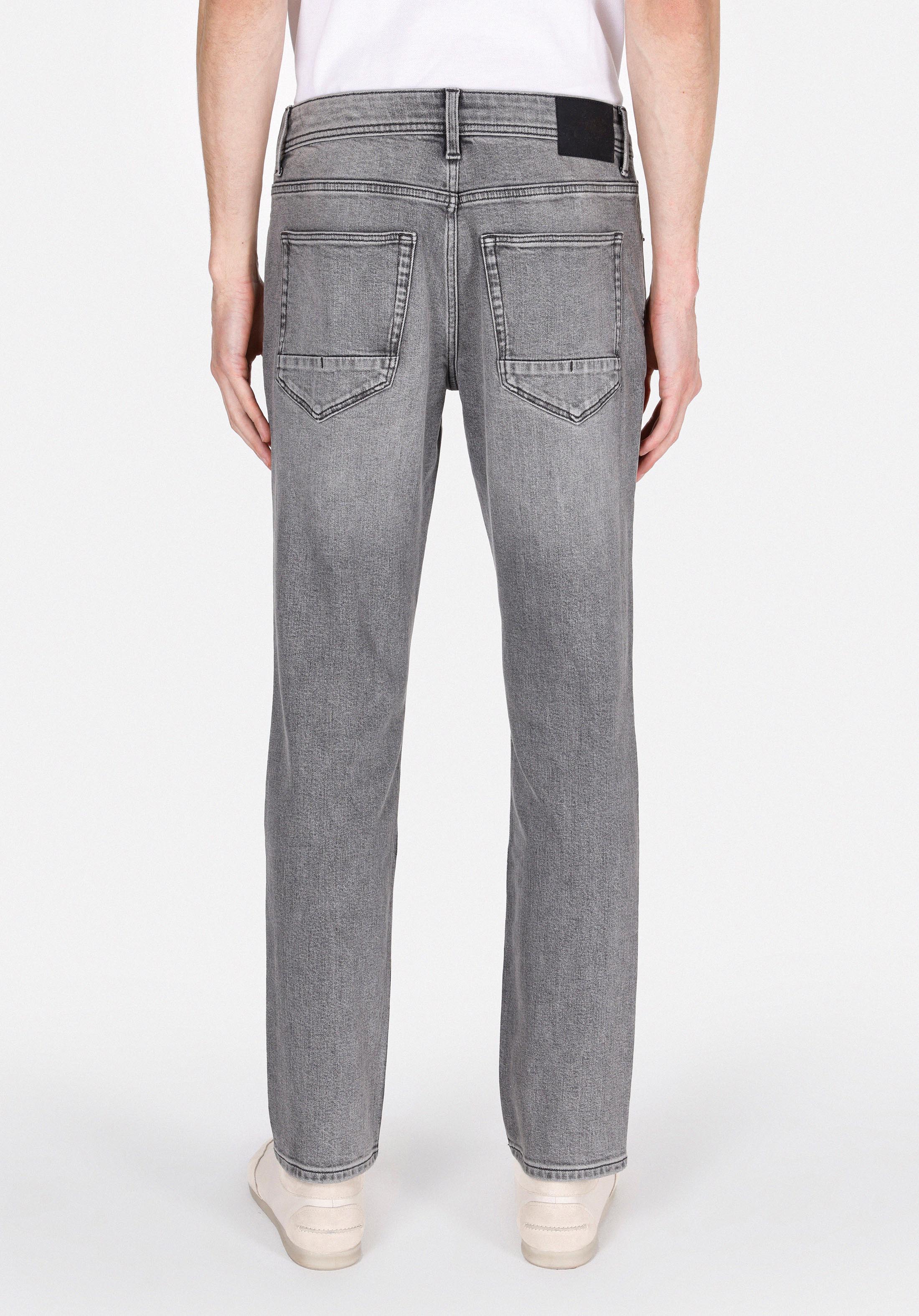 Straight Fit Düşük Bel Düz Paça Erkek Siyah Jean Pantolon