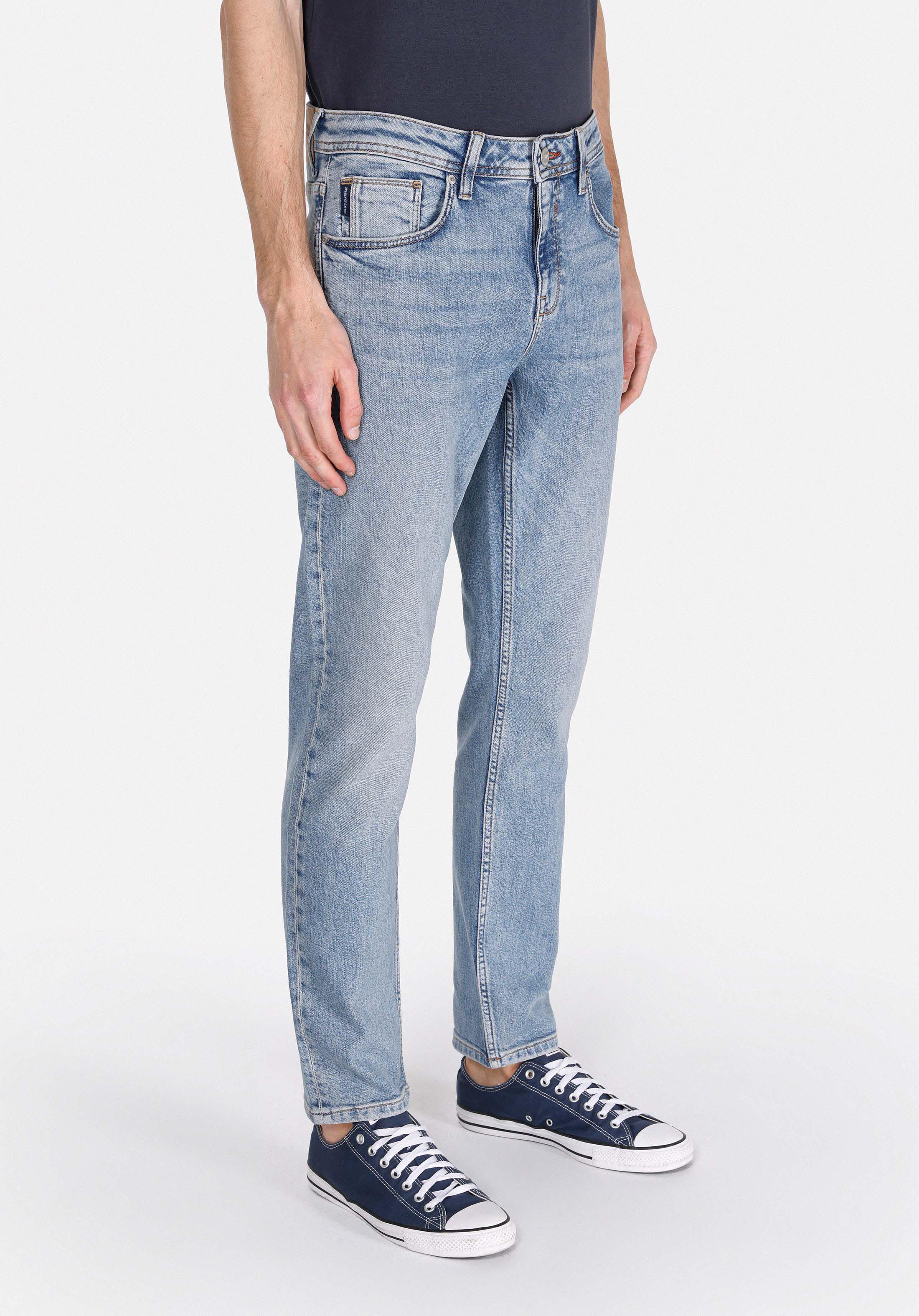 Straight Fit Düşük Bel Düz Paça Erkek İndigo Jean Pantolon